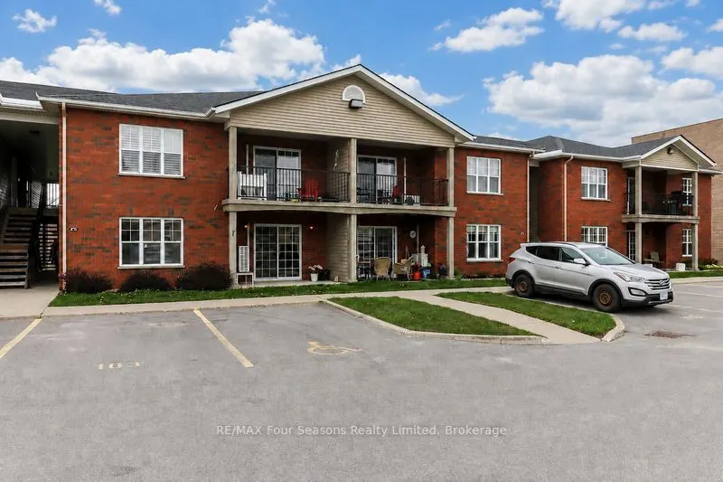 435 Walnut Street #101