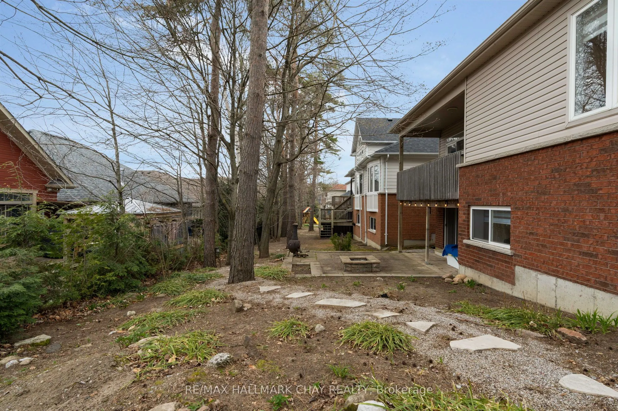 16 Oakmont Avenue