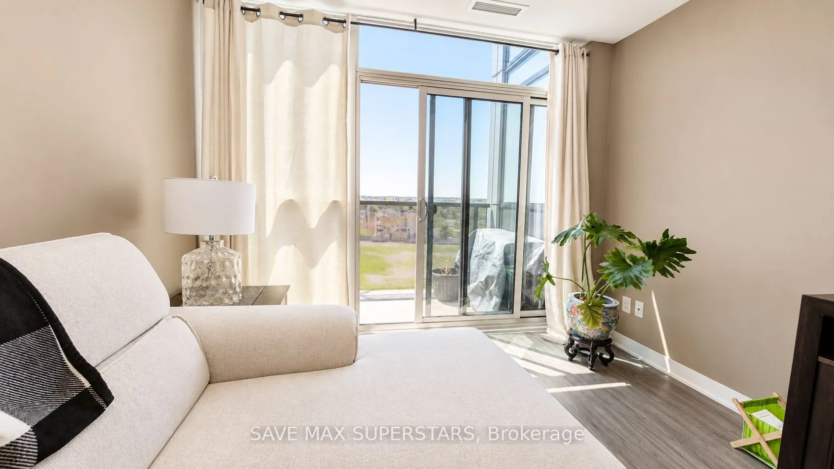 681 Yonge Street #611