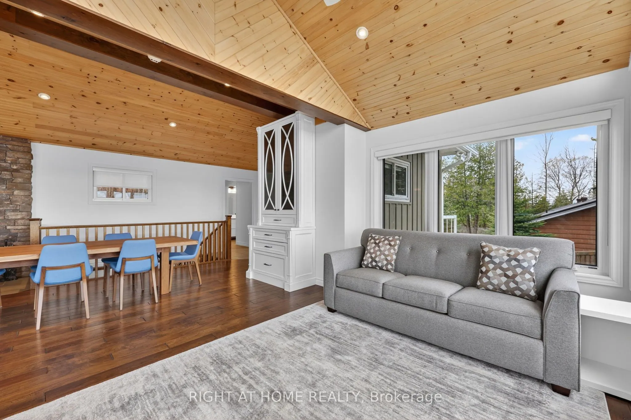 442 Silver Birch Drive