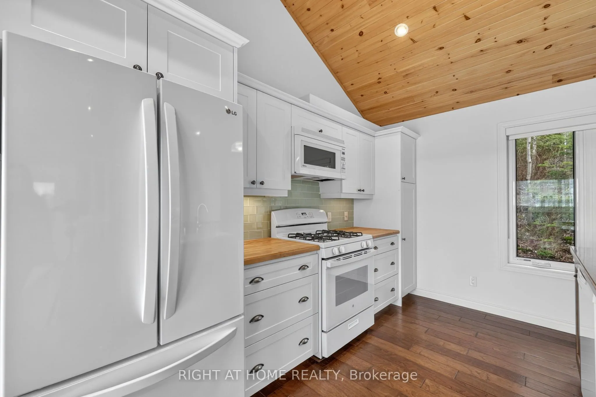 442 Silver Birch Drive