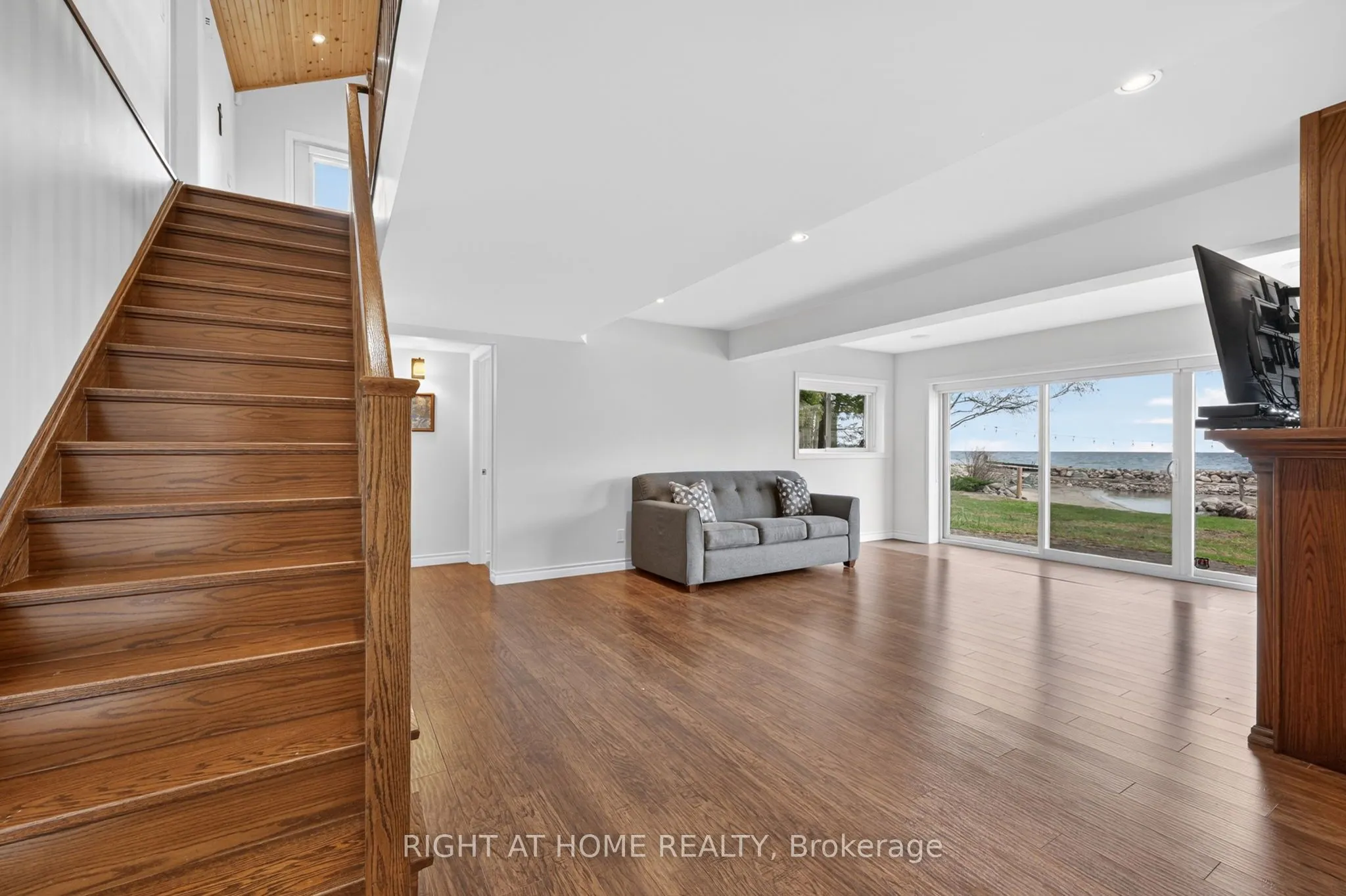 442 Silver Birch Drive