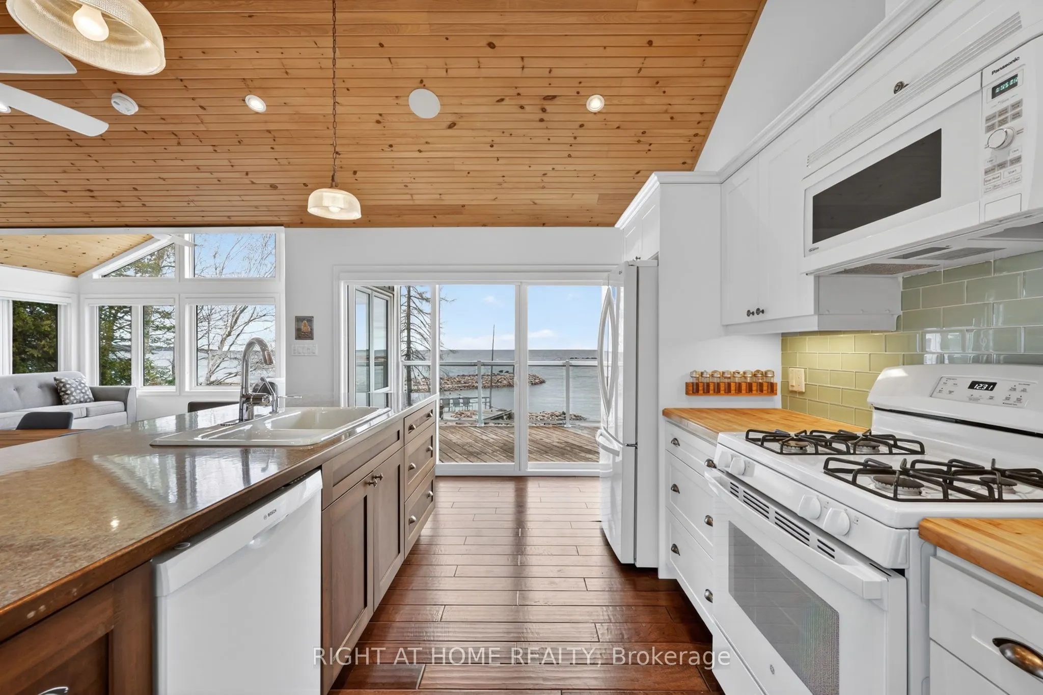 442 Silver Birch Drive