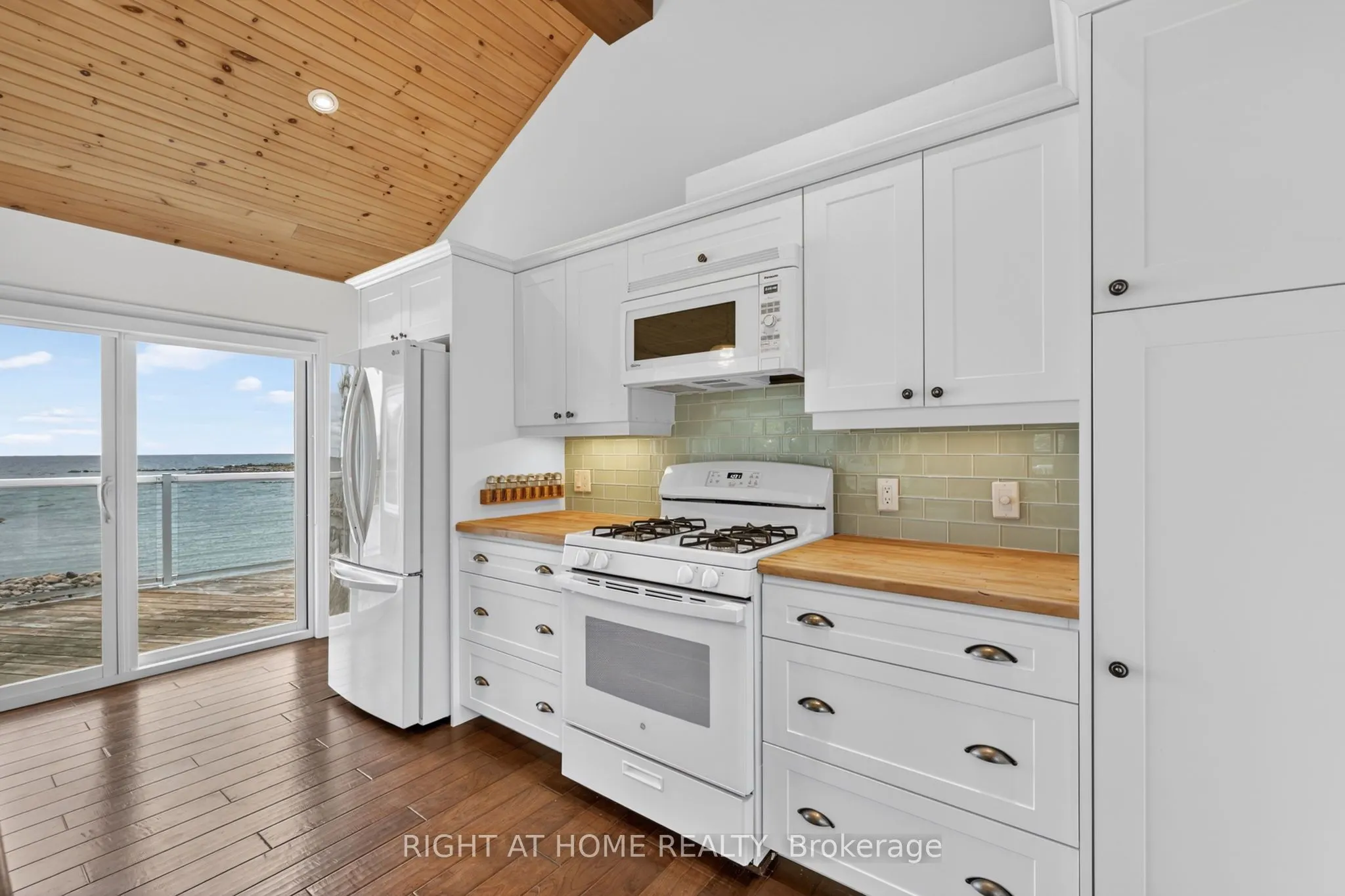 442 Silver Birch Drive