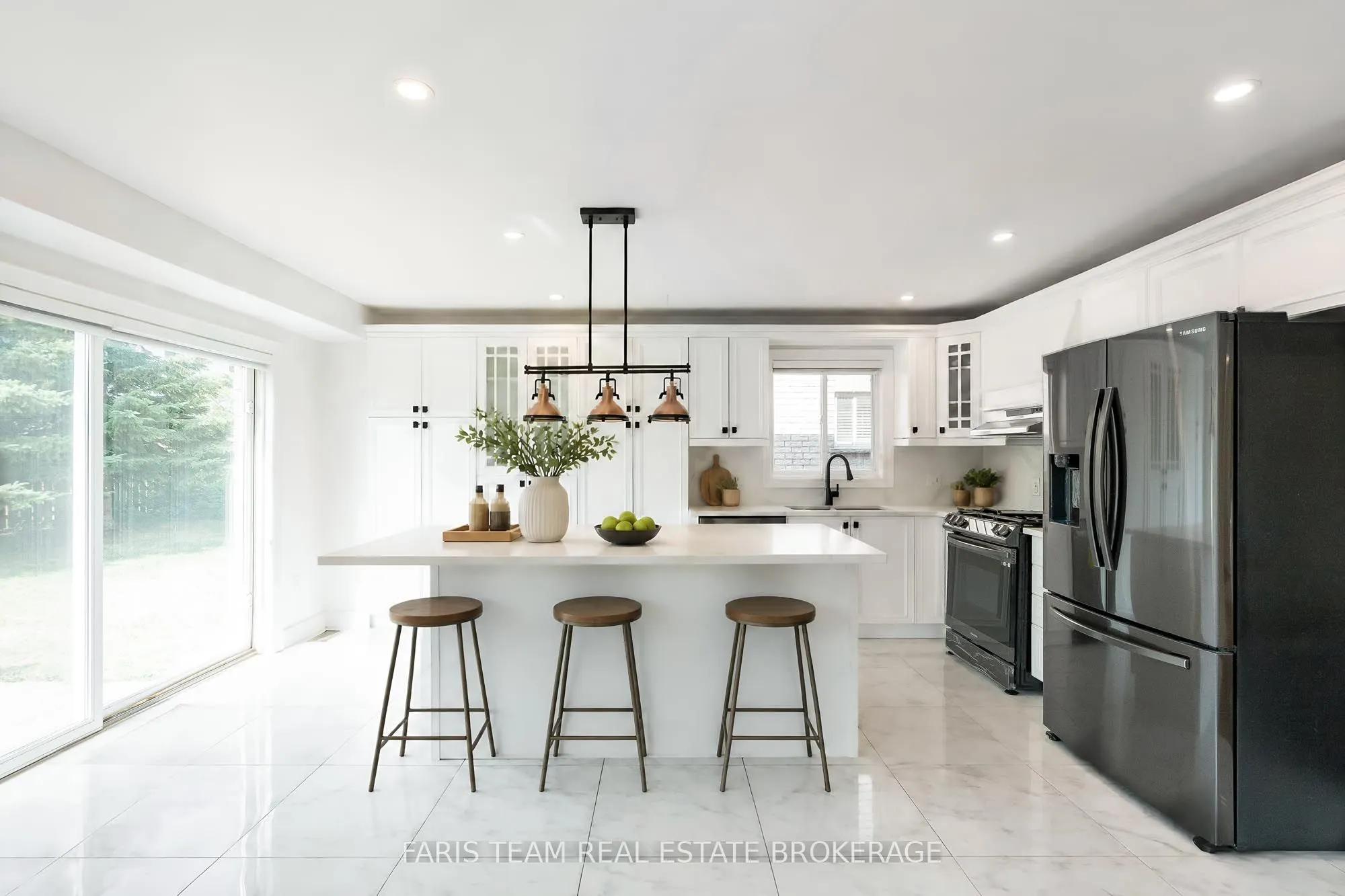 2 Vanessa Drive