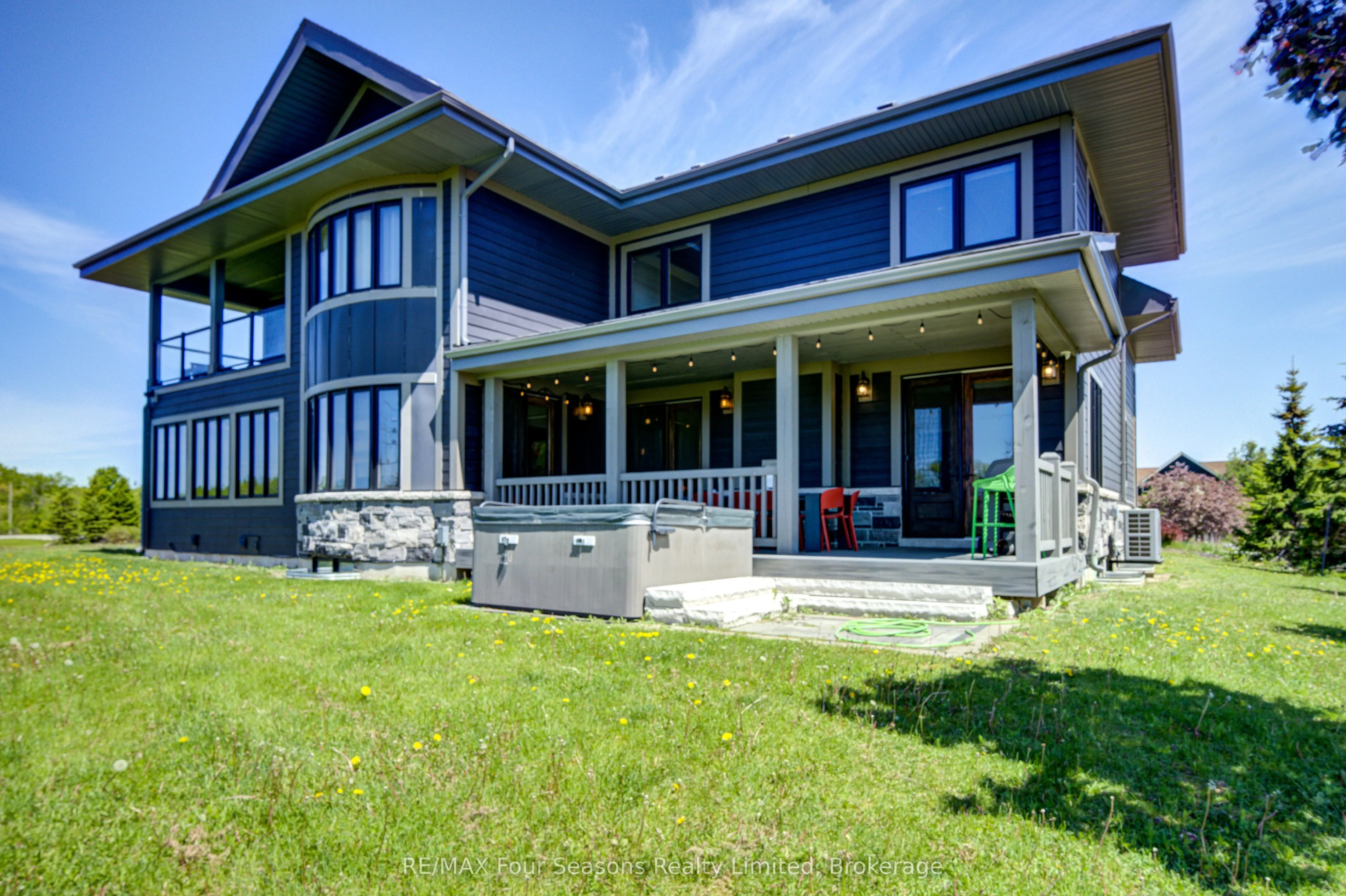 9 Windrose Valley Boulevard