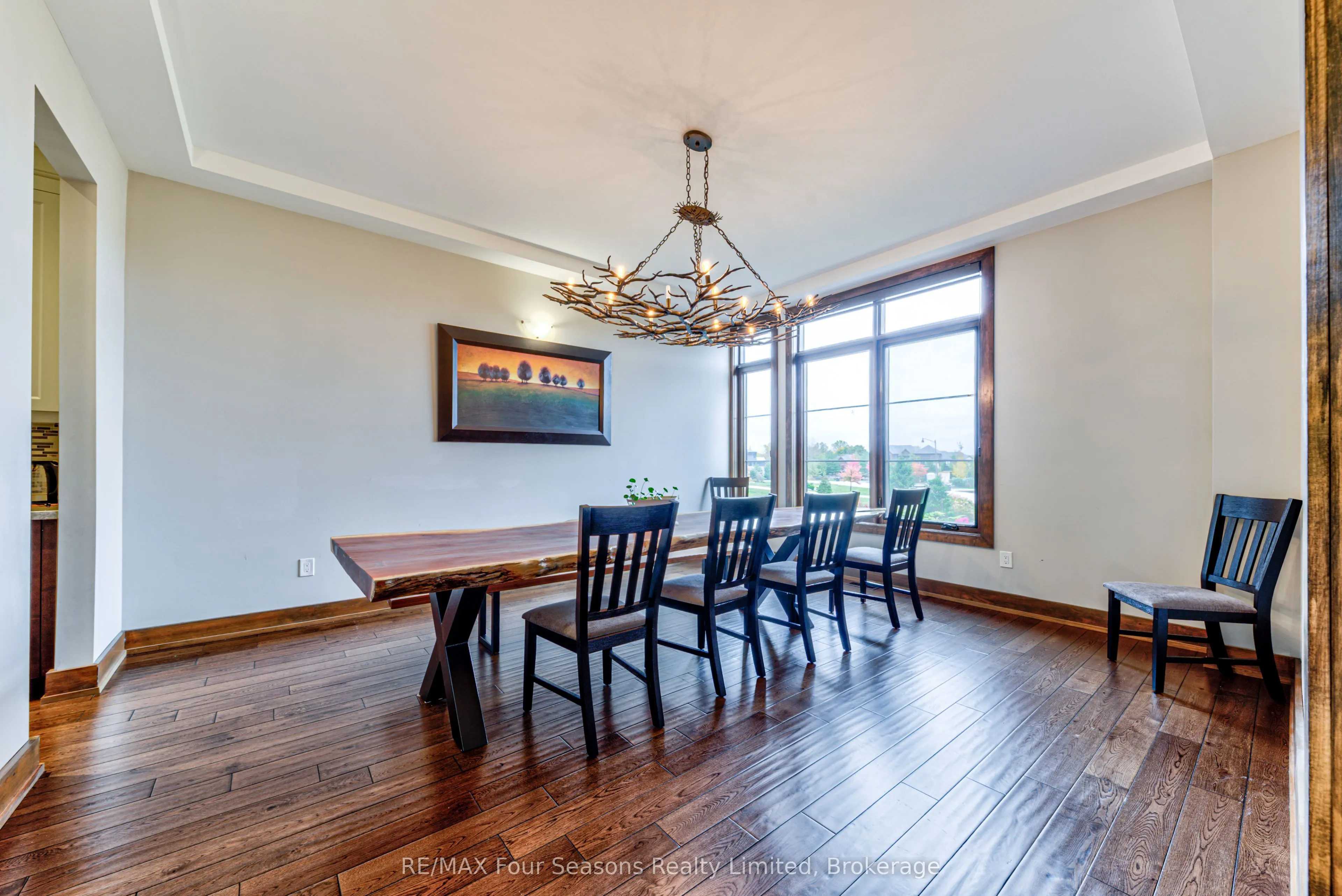 9 Windrose Valley Boulevard