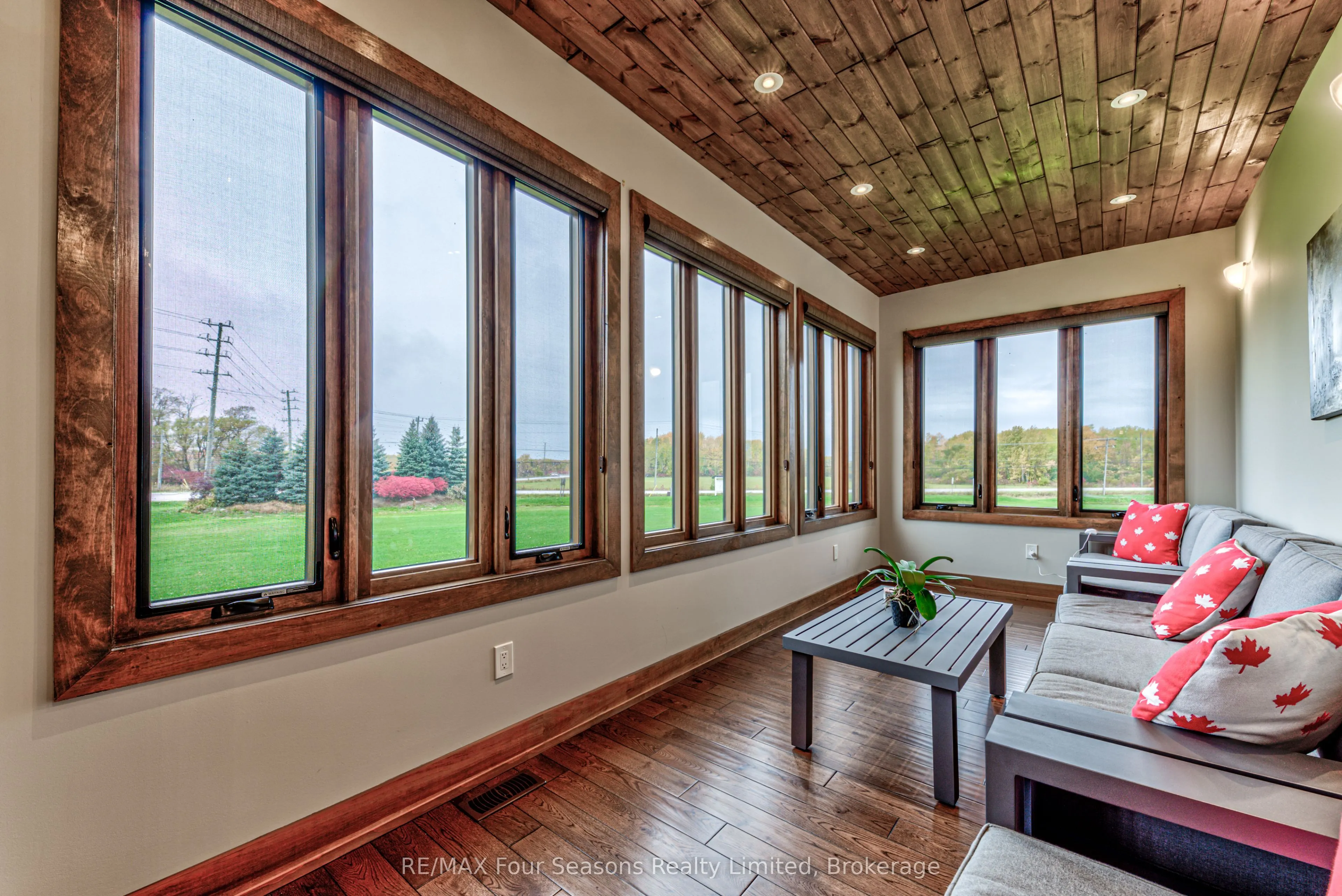 9 Windrose Valley Boulevard