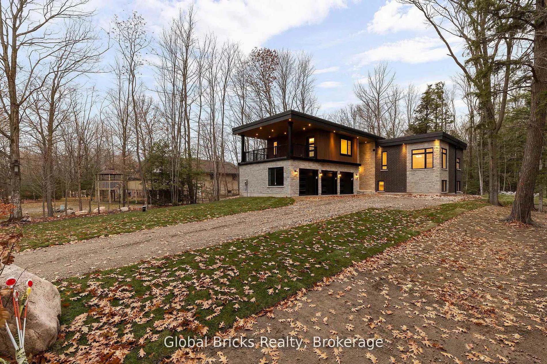 17 Staglir Drive