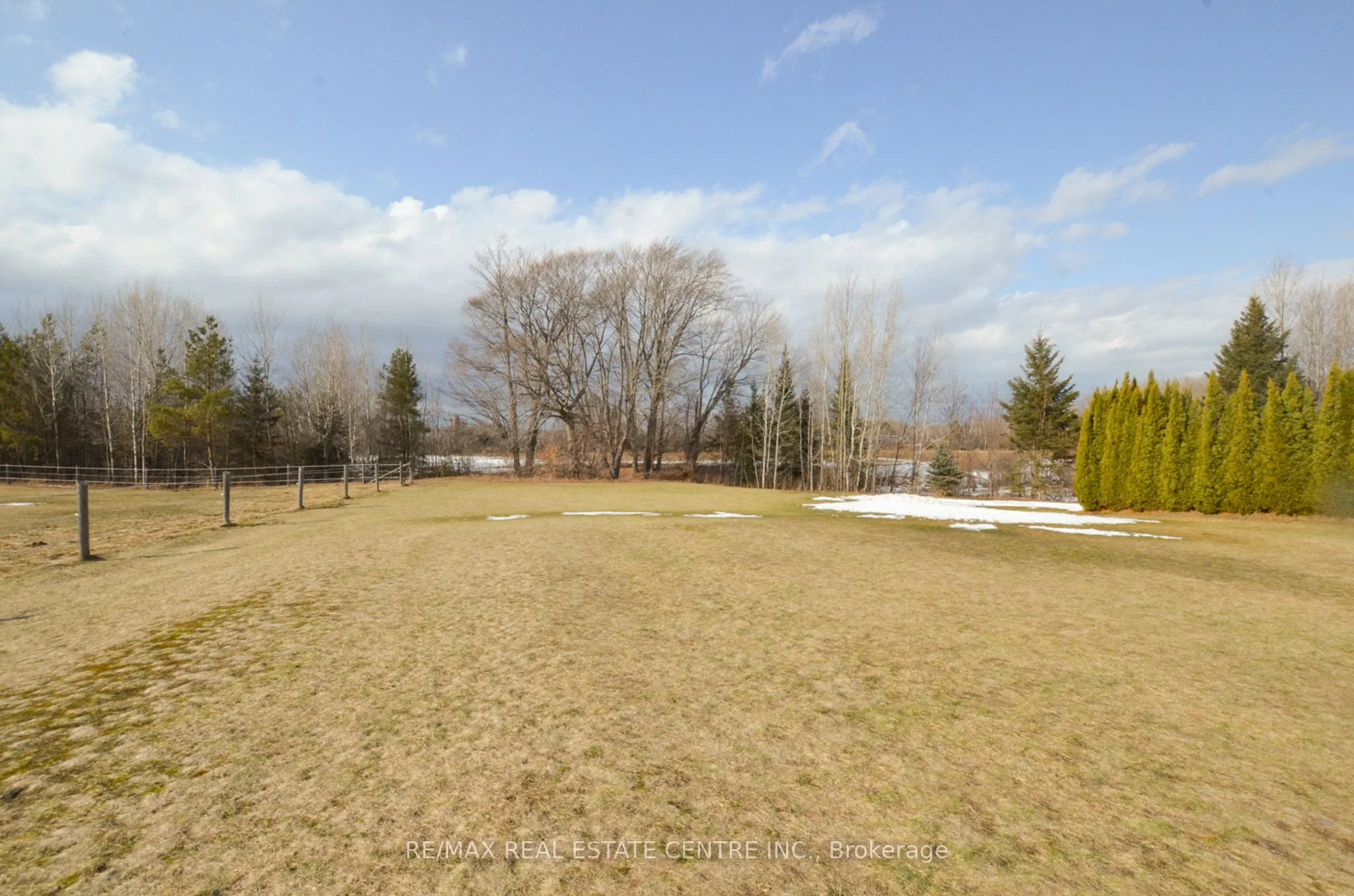 1216 Wood Road
