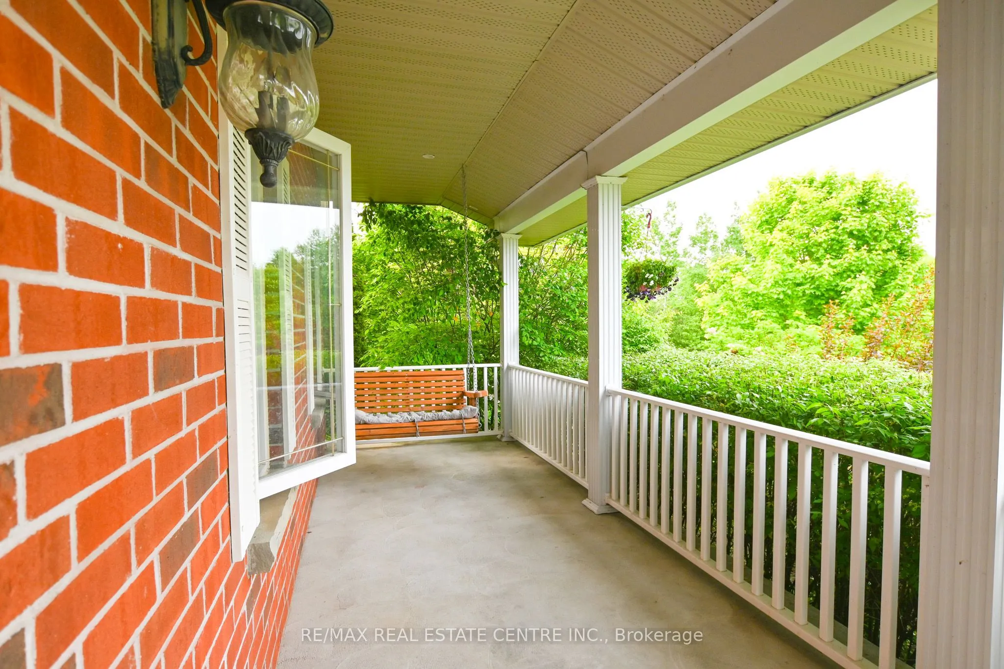 1216 Wood Road