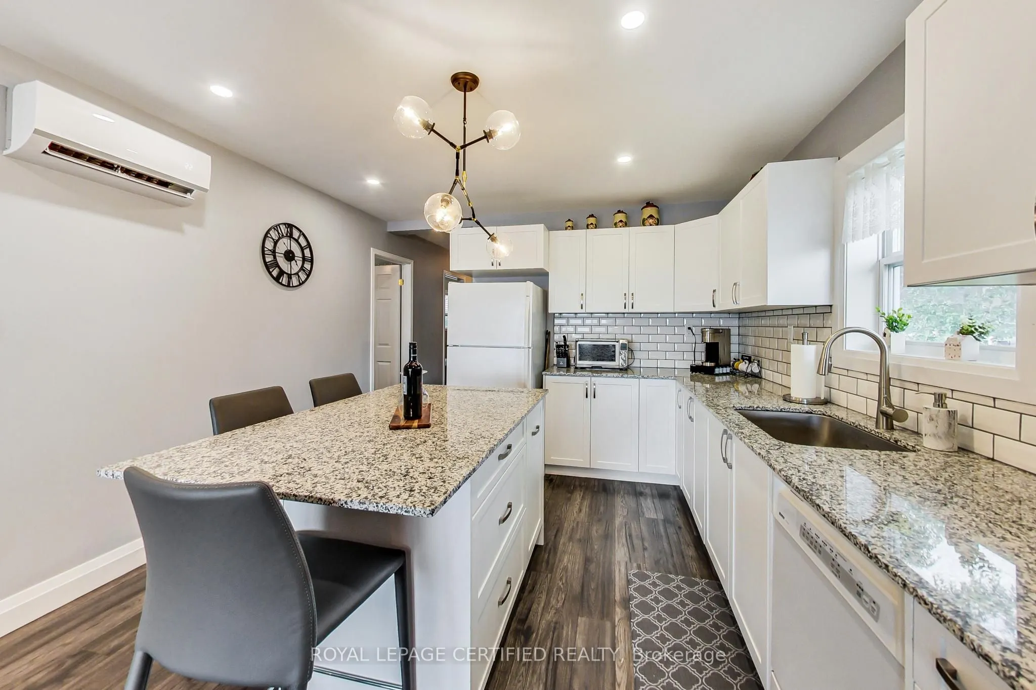 69 Olive Crescent