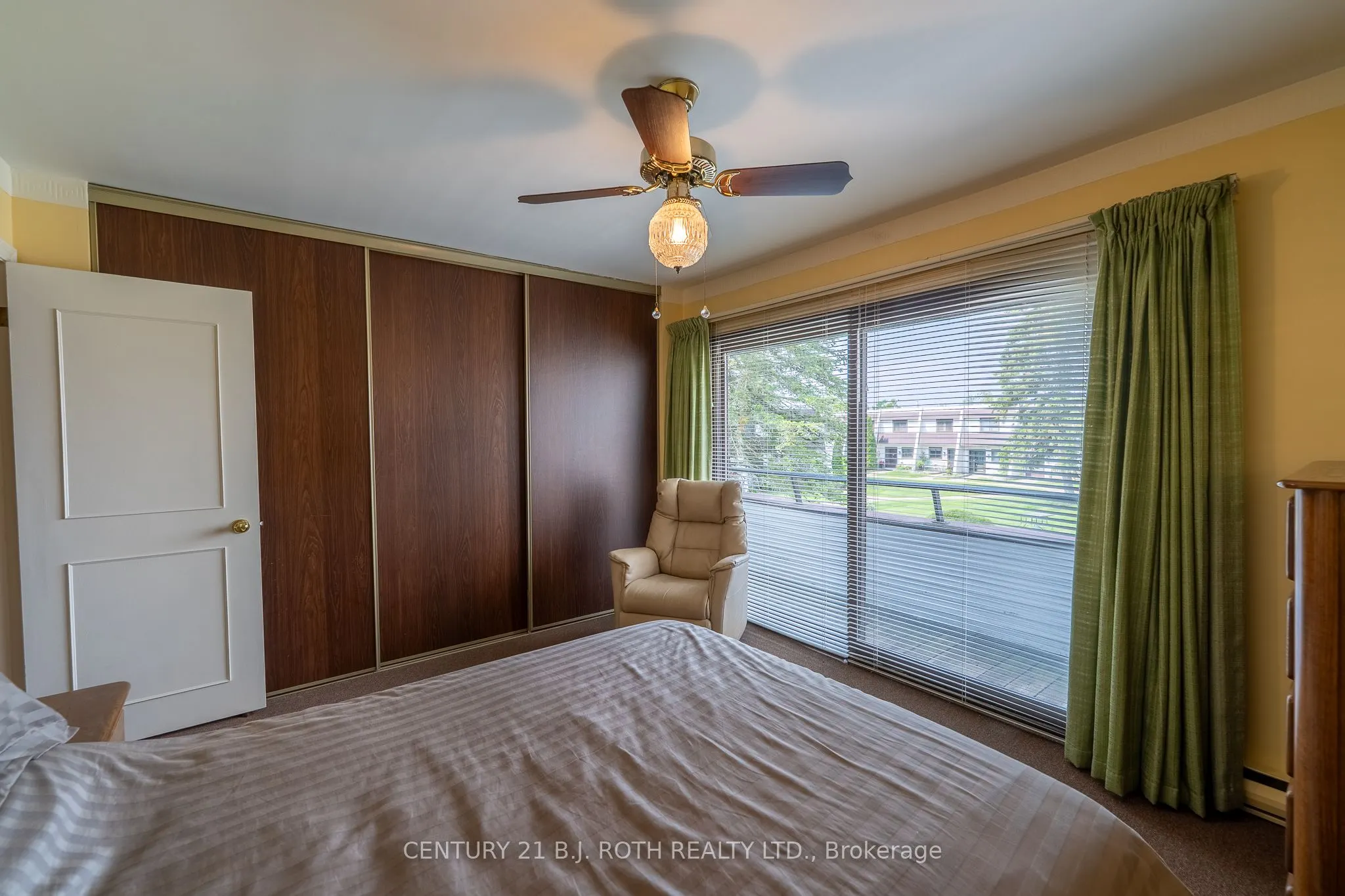 1 Paradise Boulevard #26