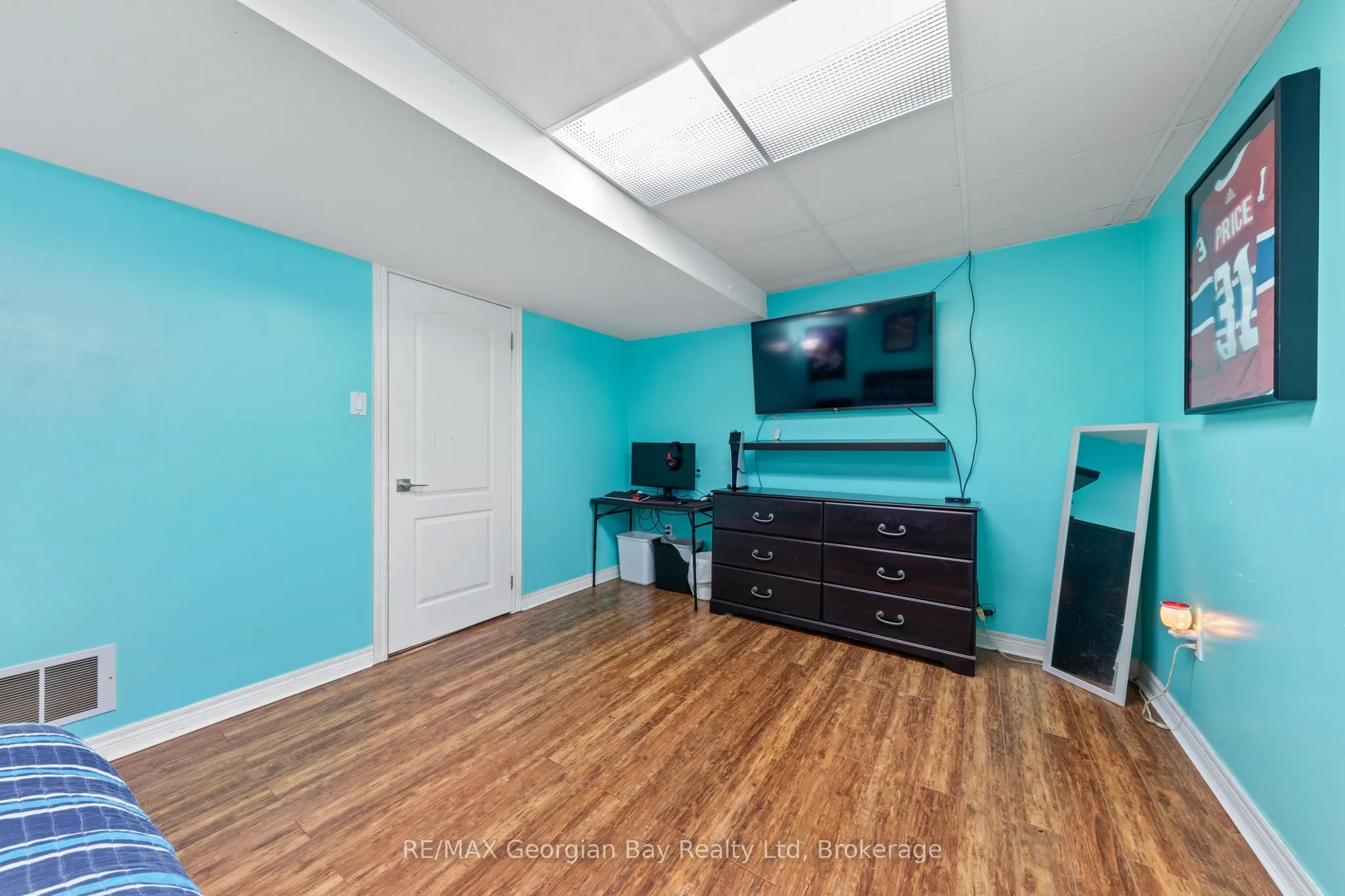 925 Dominion Avenue