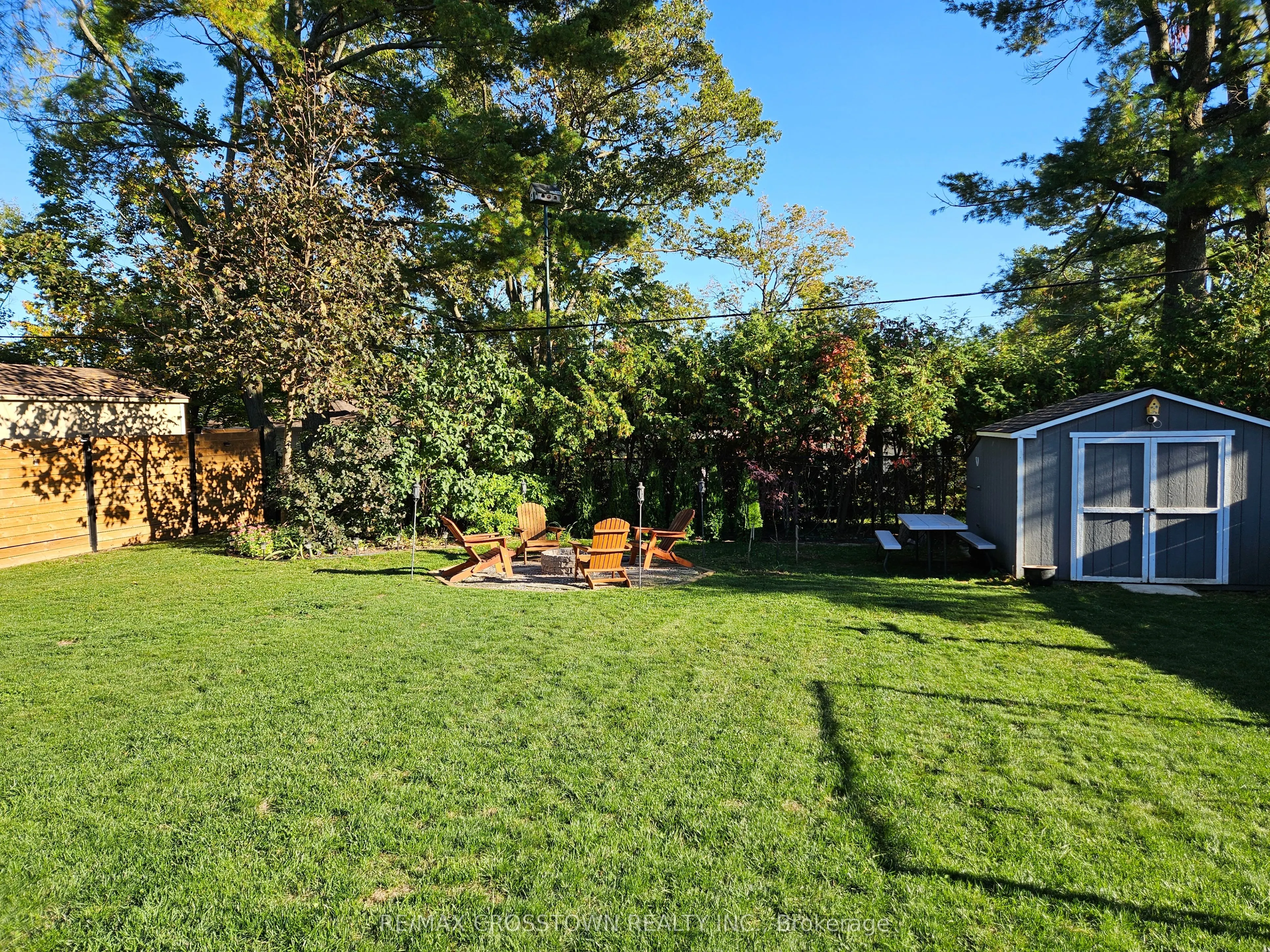 11 Castle Drive