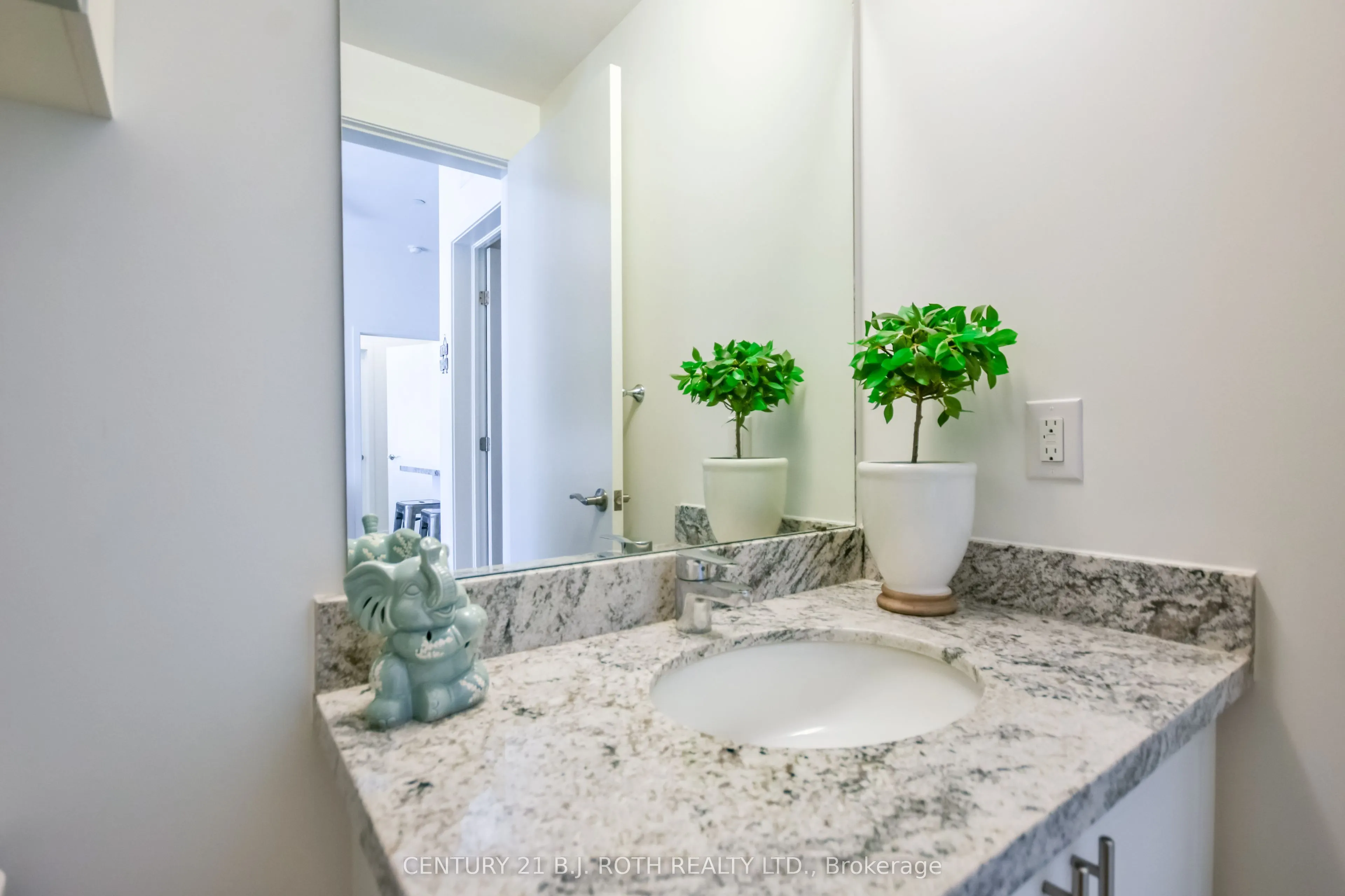 40 Horseshoe Boulevard #107
