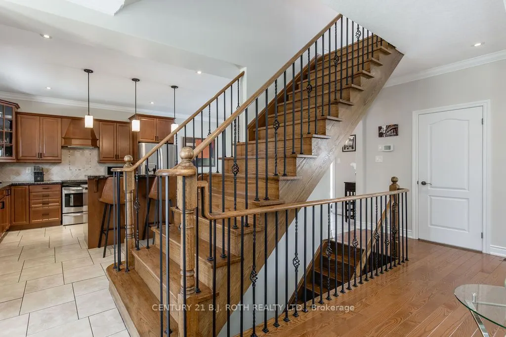 12 Lloyd Cook Drive E