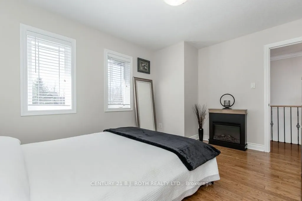 12 Lloyd Cook Drive E