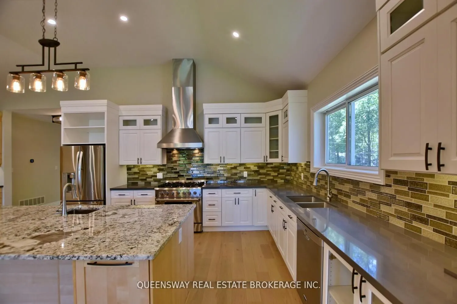 1852 River Road W