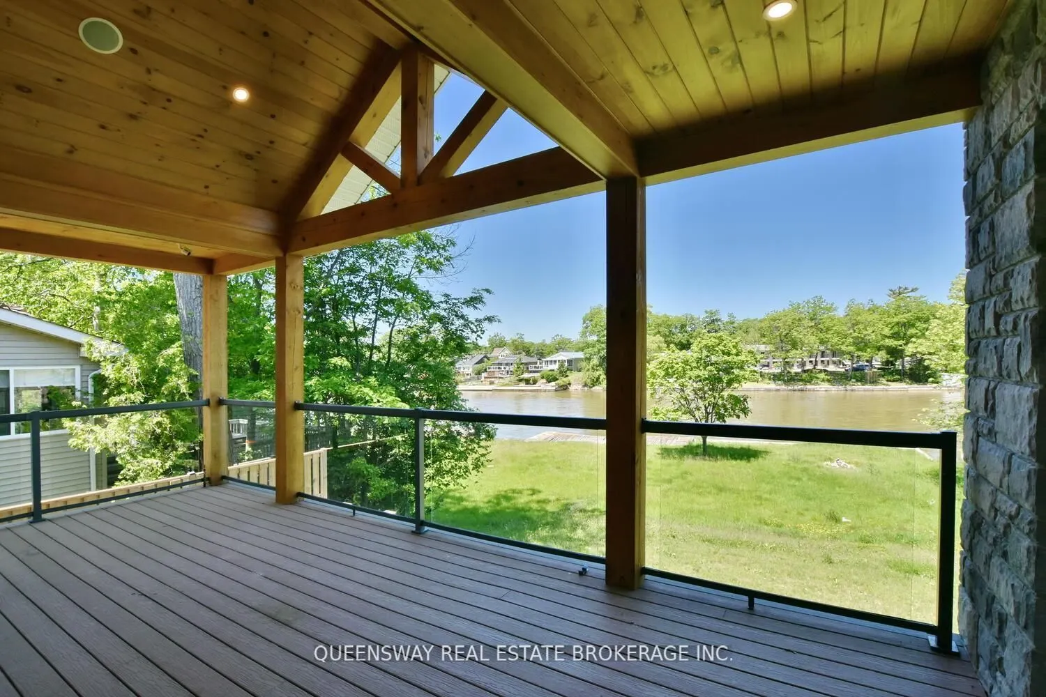 1852 River Road W