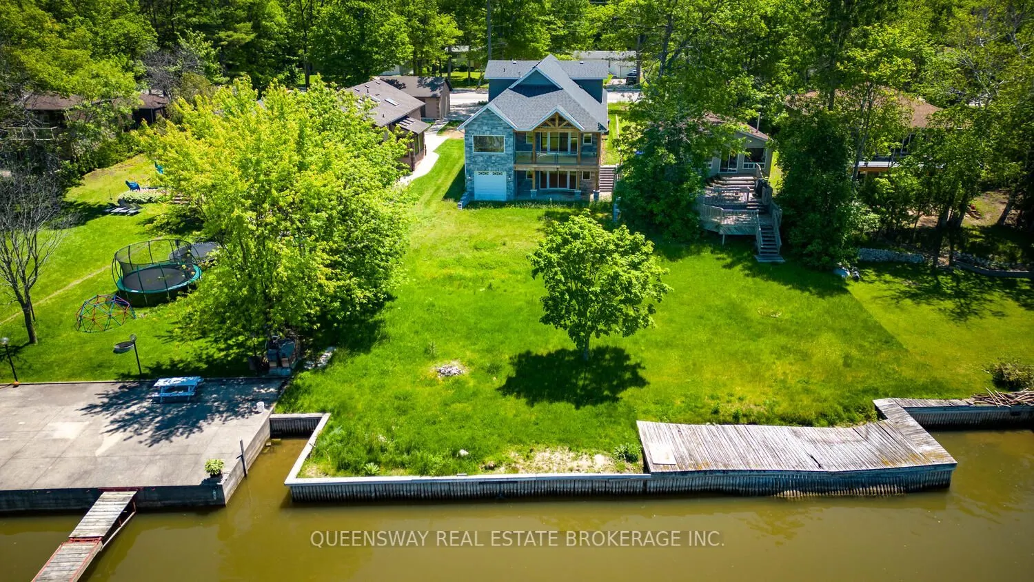 1852 River Road W