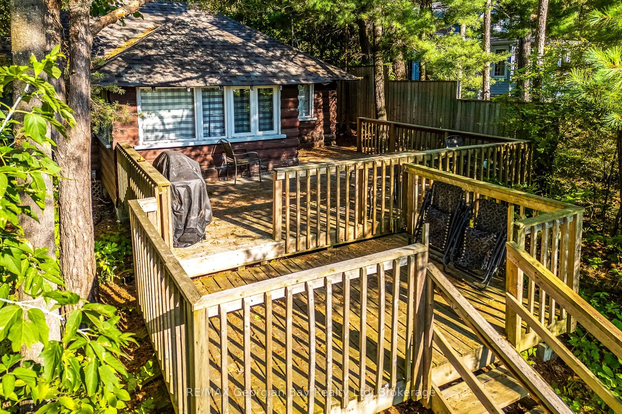 68 Tiny Beaches Road S