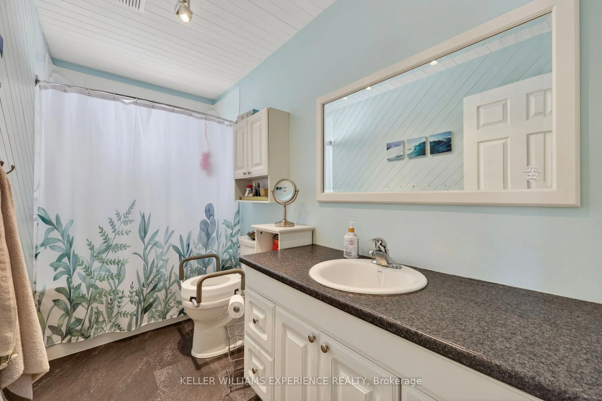 645 Bayview Drive