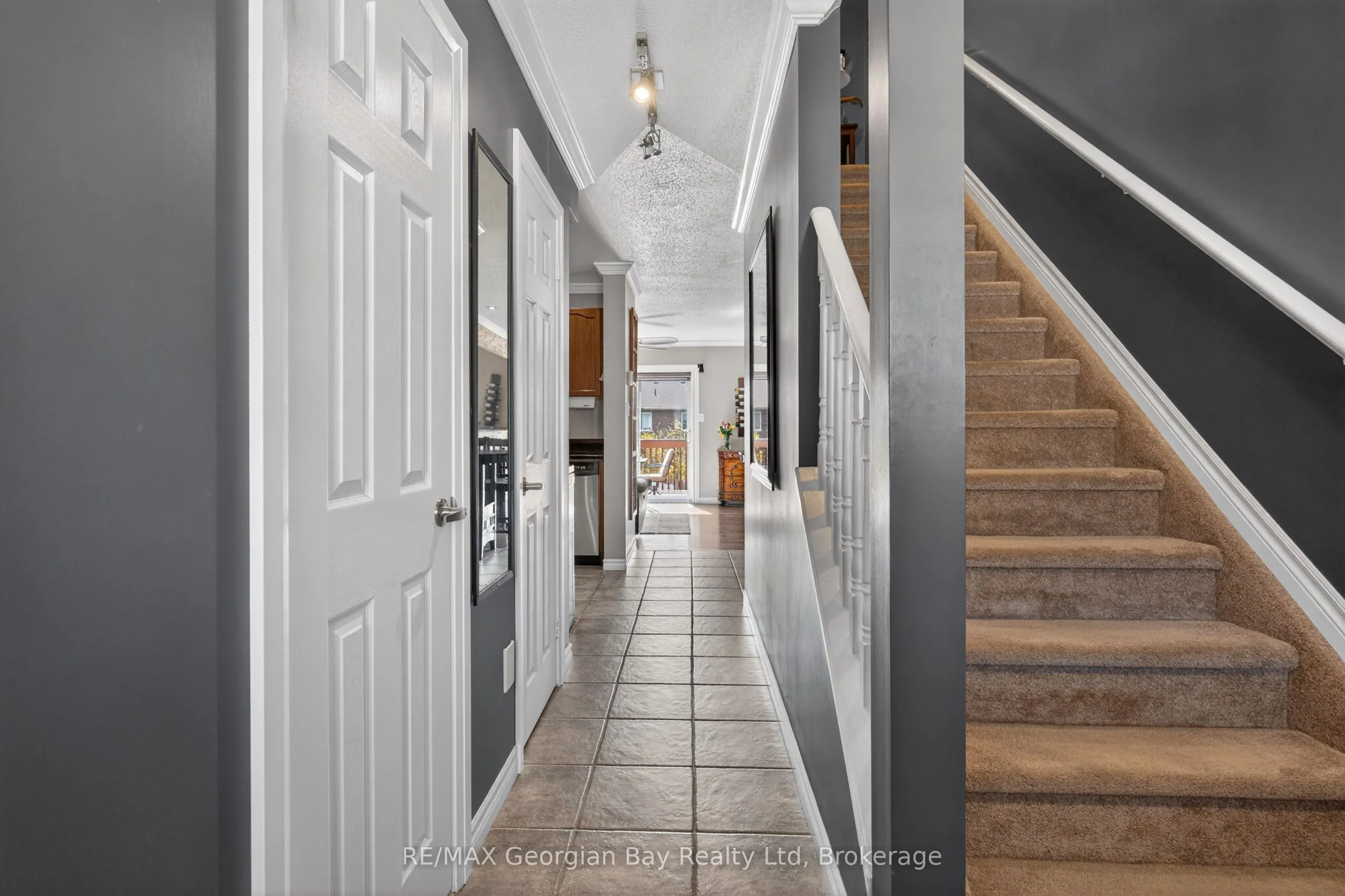 177 Southwinds Crescent