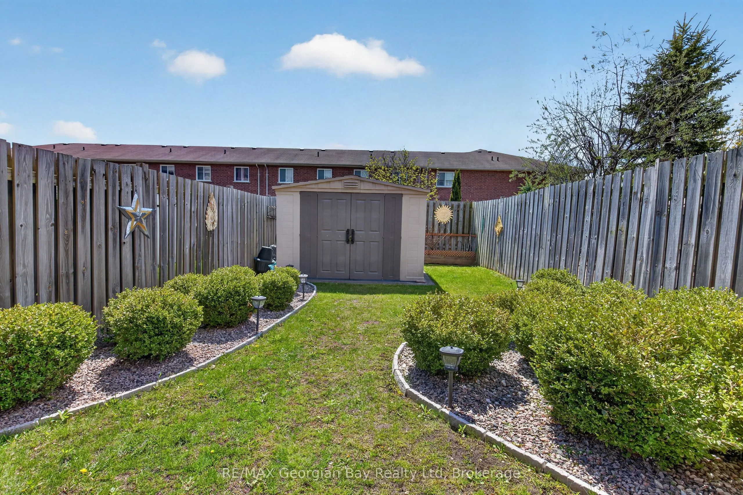 177 Southwinds Crescent