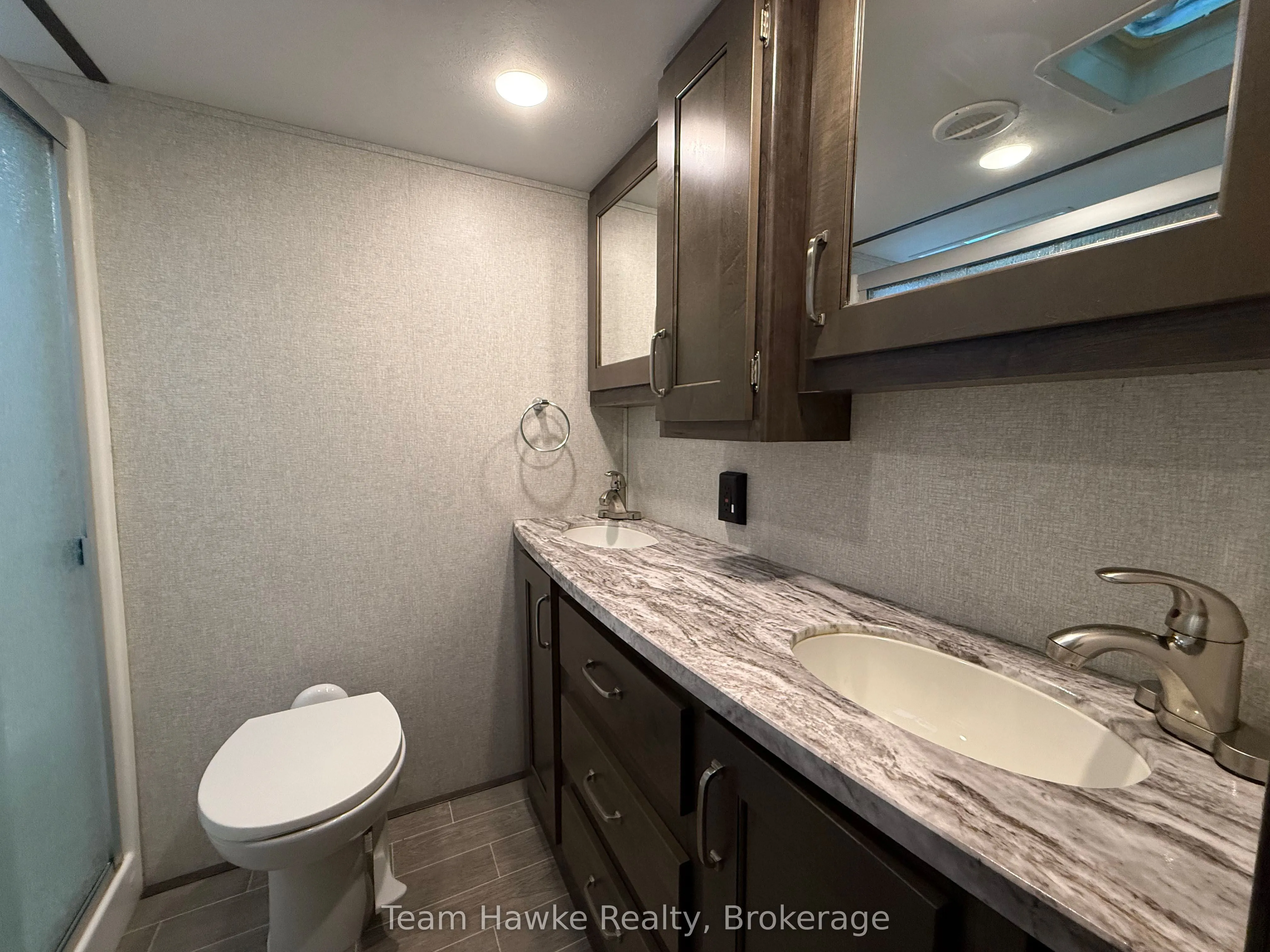 2920 Old Penetanguishene Road #104