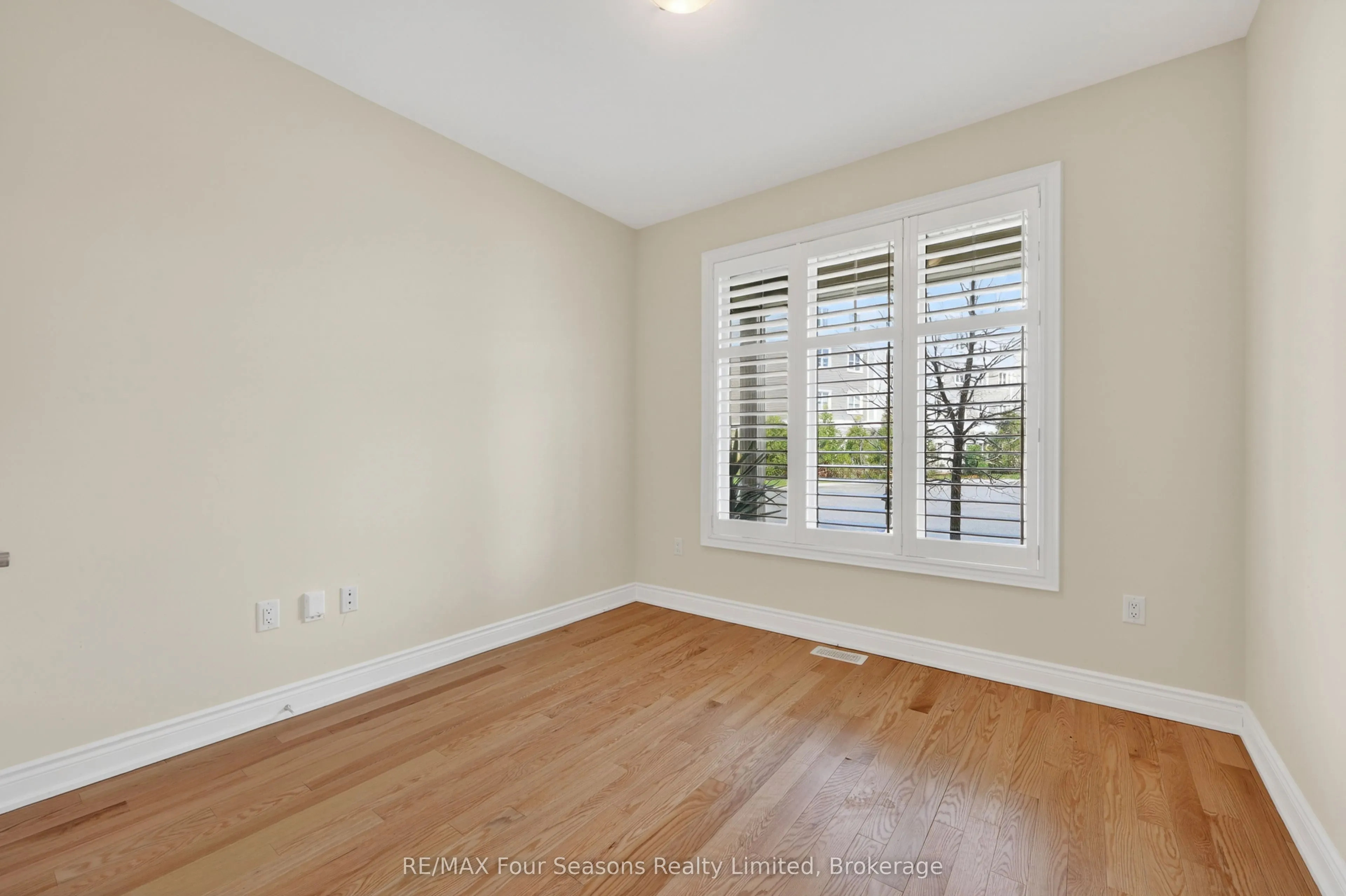 100 Kari Crescent #60