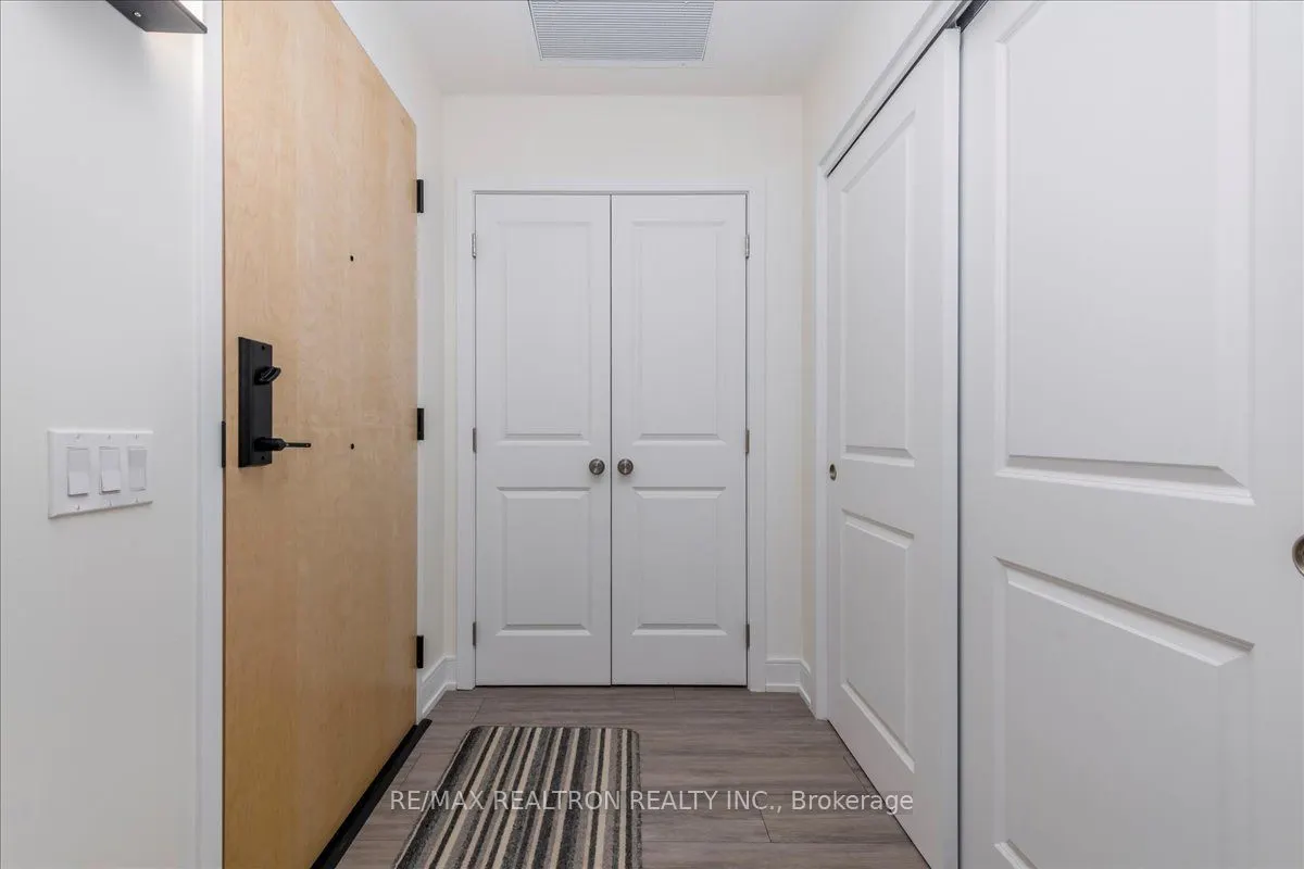 121 Mary Street #309