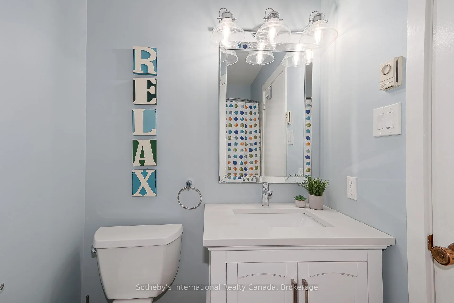 214 Escarpment Crescent #214