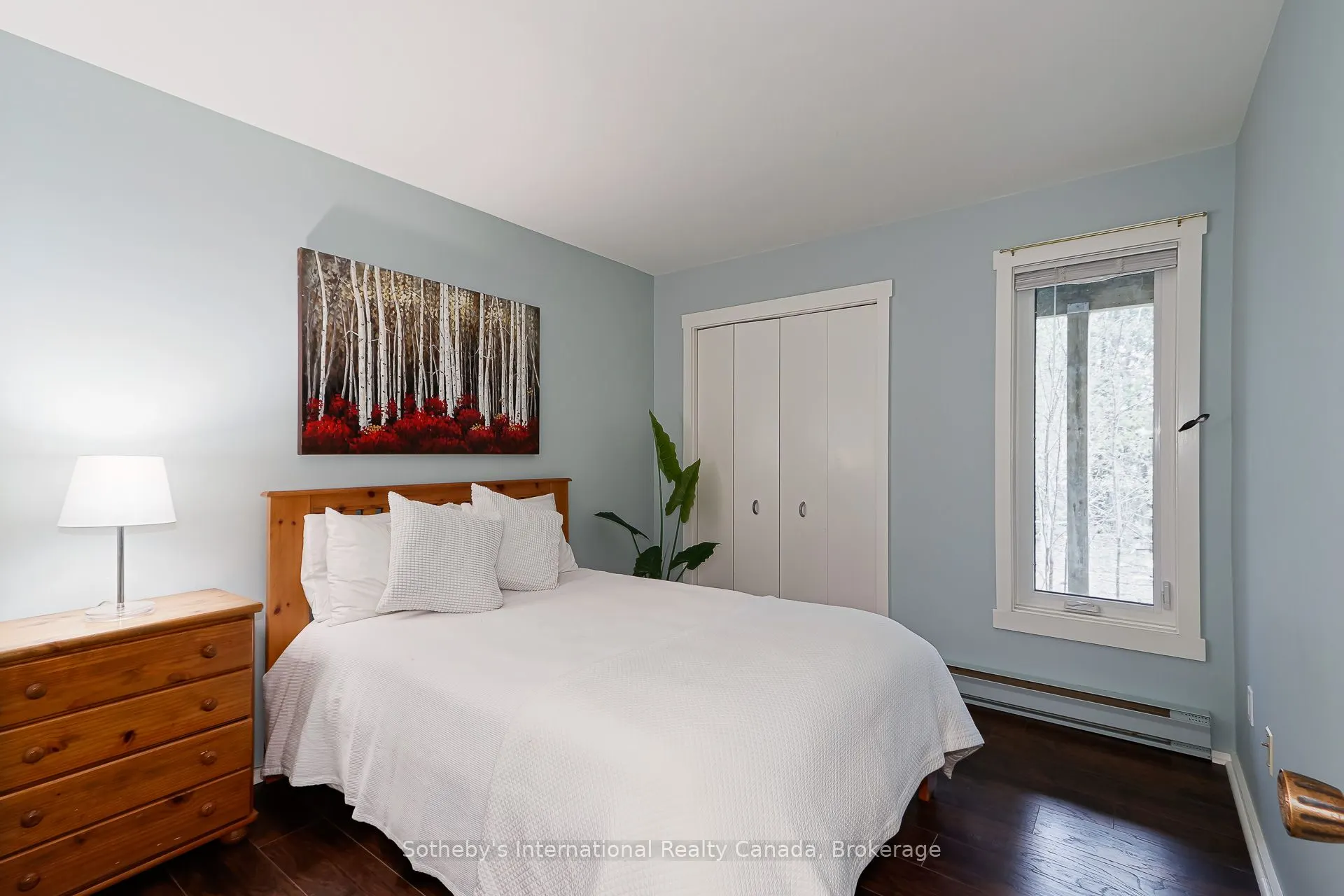 214 Escarpment Crescent #214