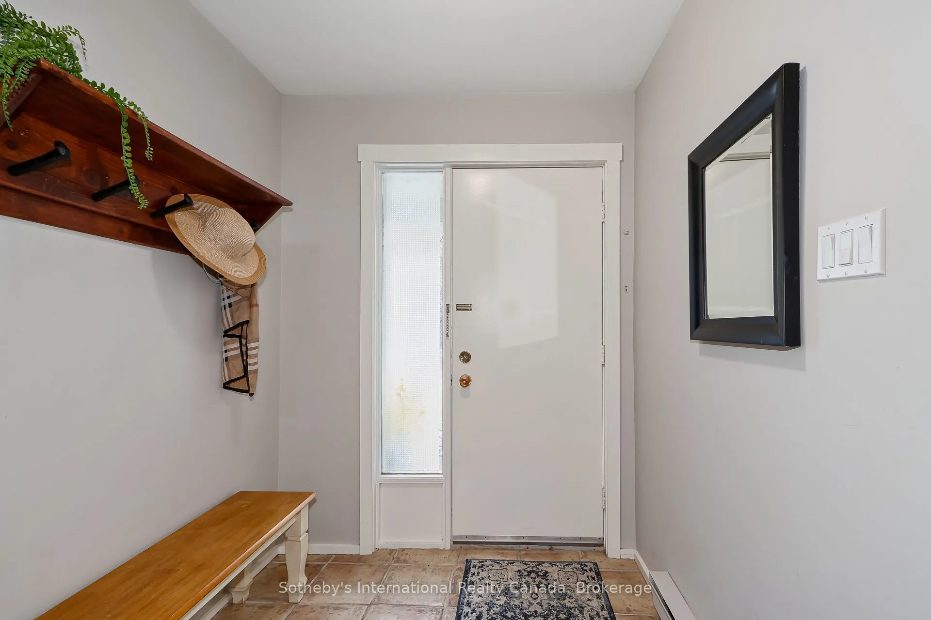 214 Escarpment Crescent #214