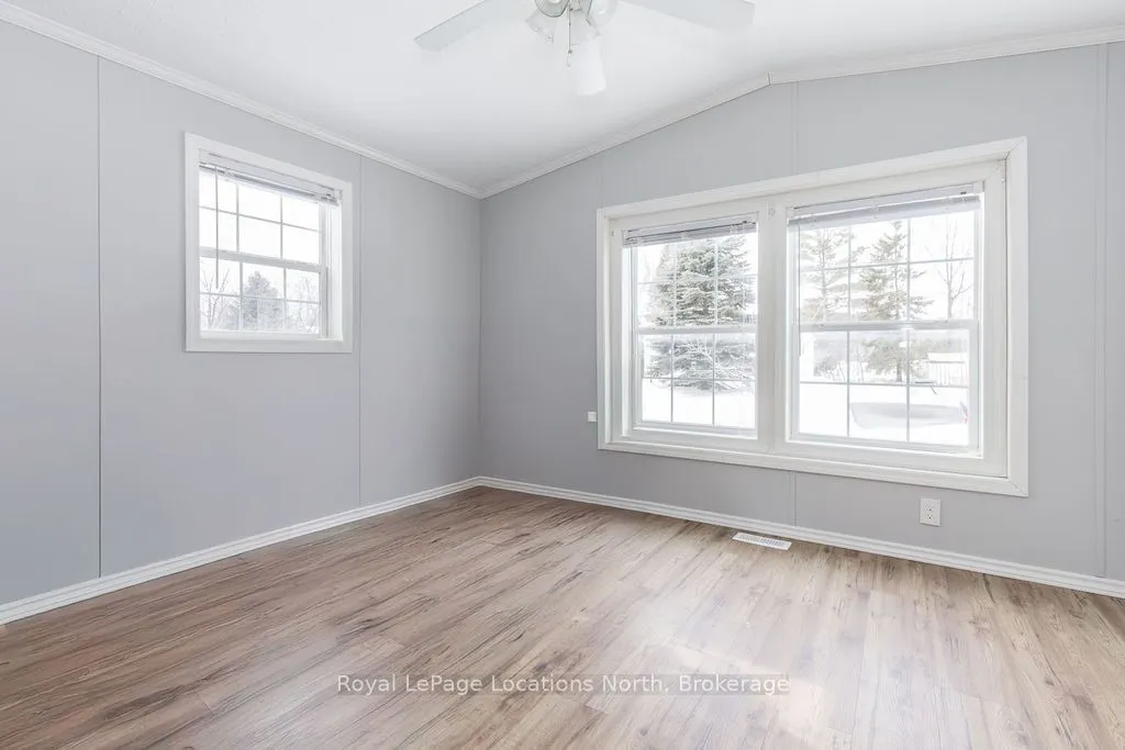89 GEORGIAN GLEN Drive