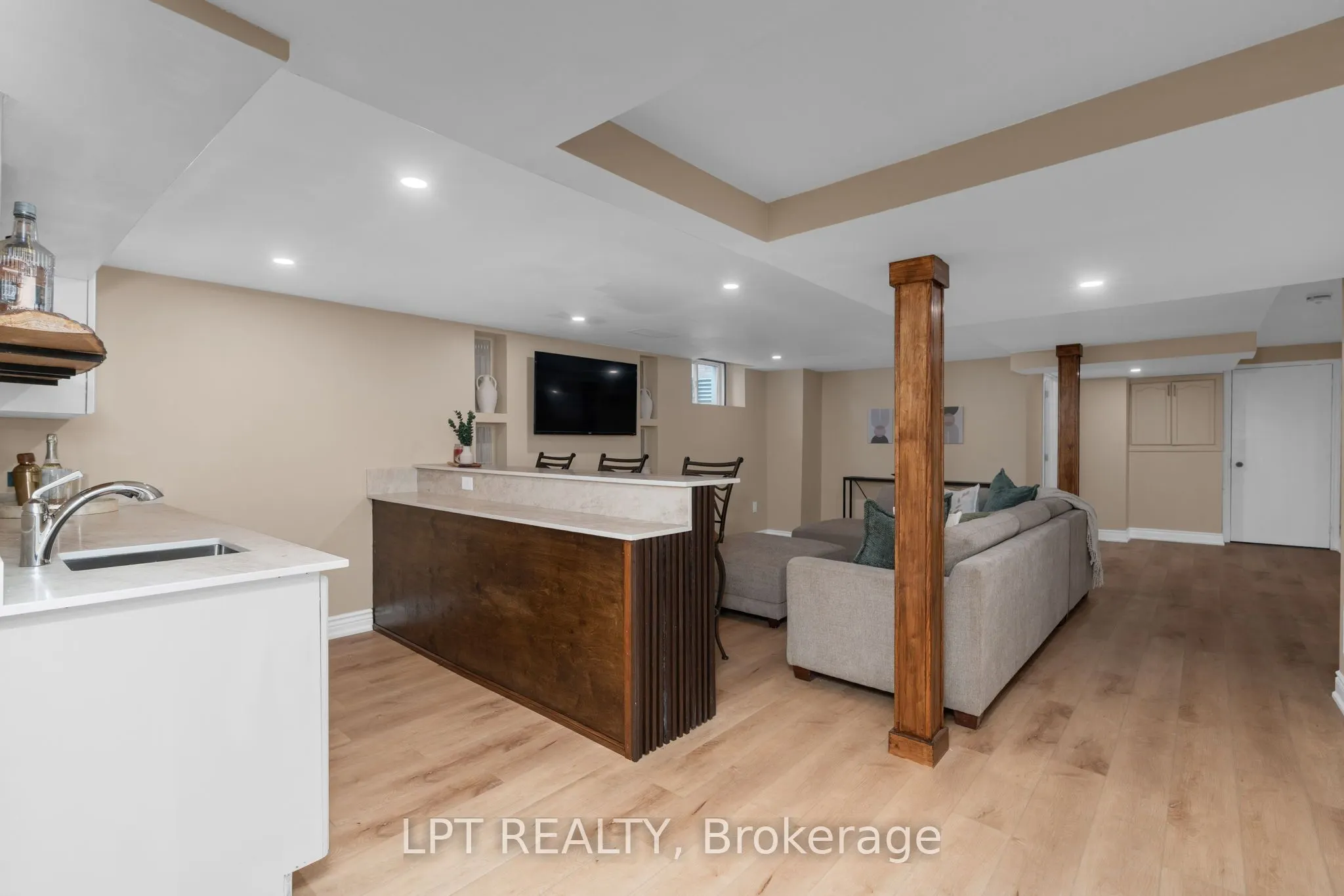 47 Northview Crescent