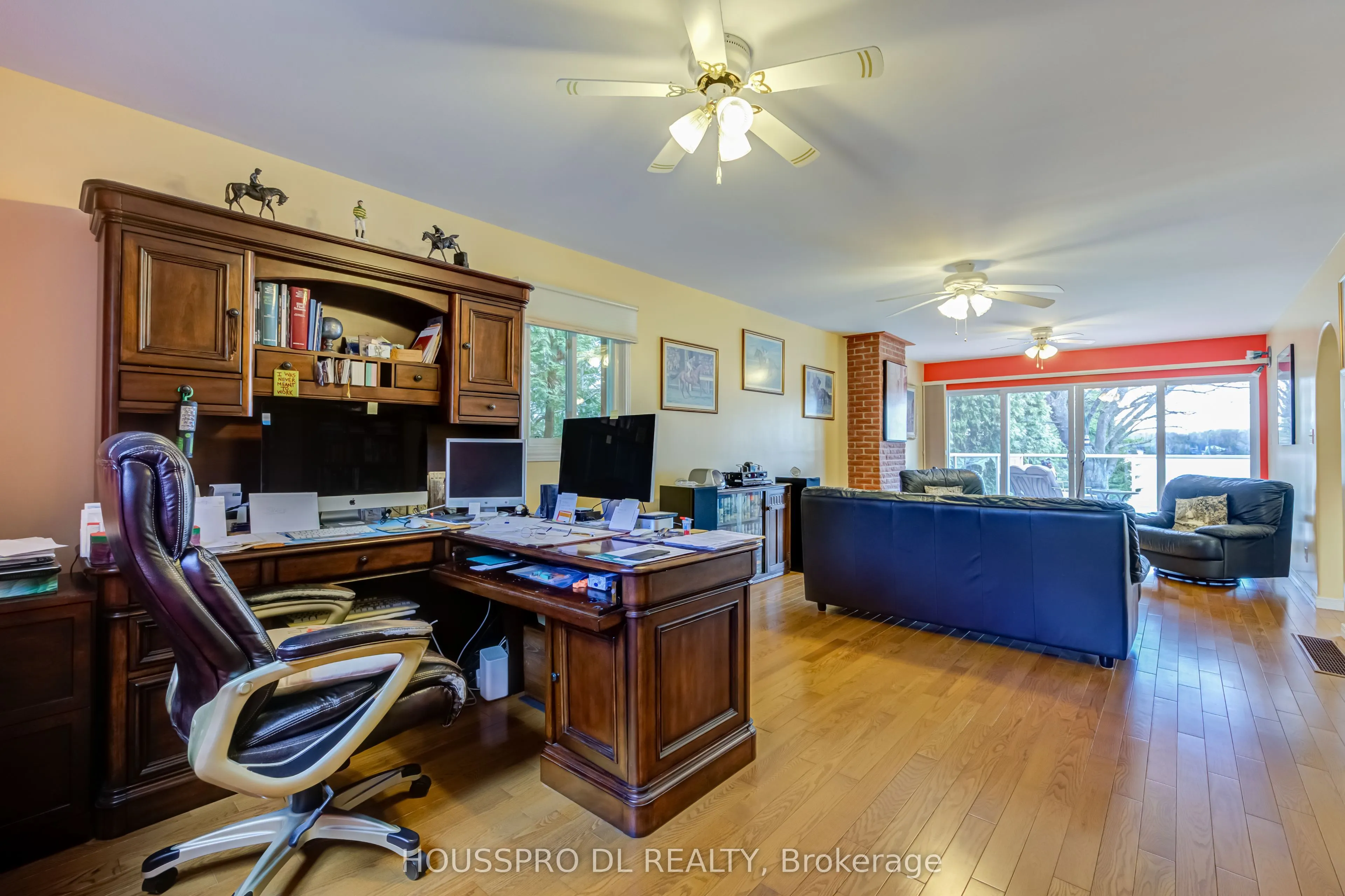 2683 Lakeshore Road E