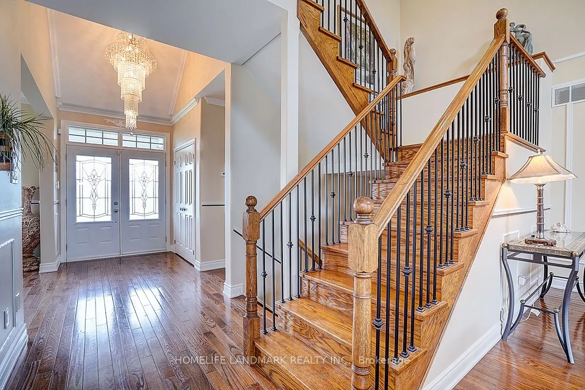 49 Red Oak Crescent