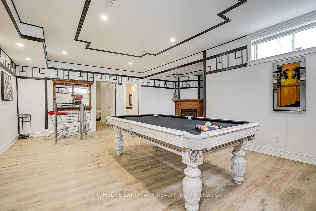49 Red Oak Crescent