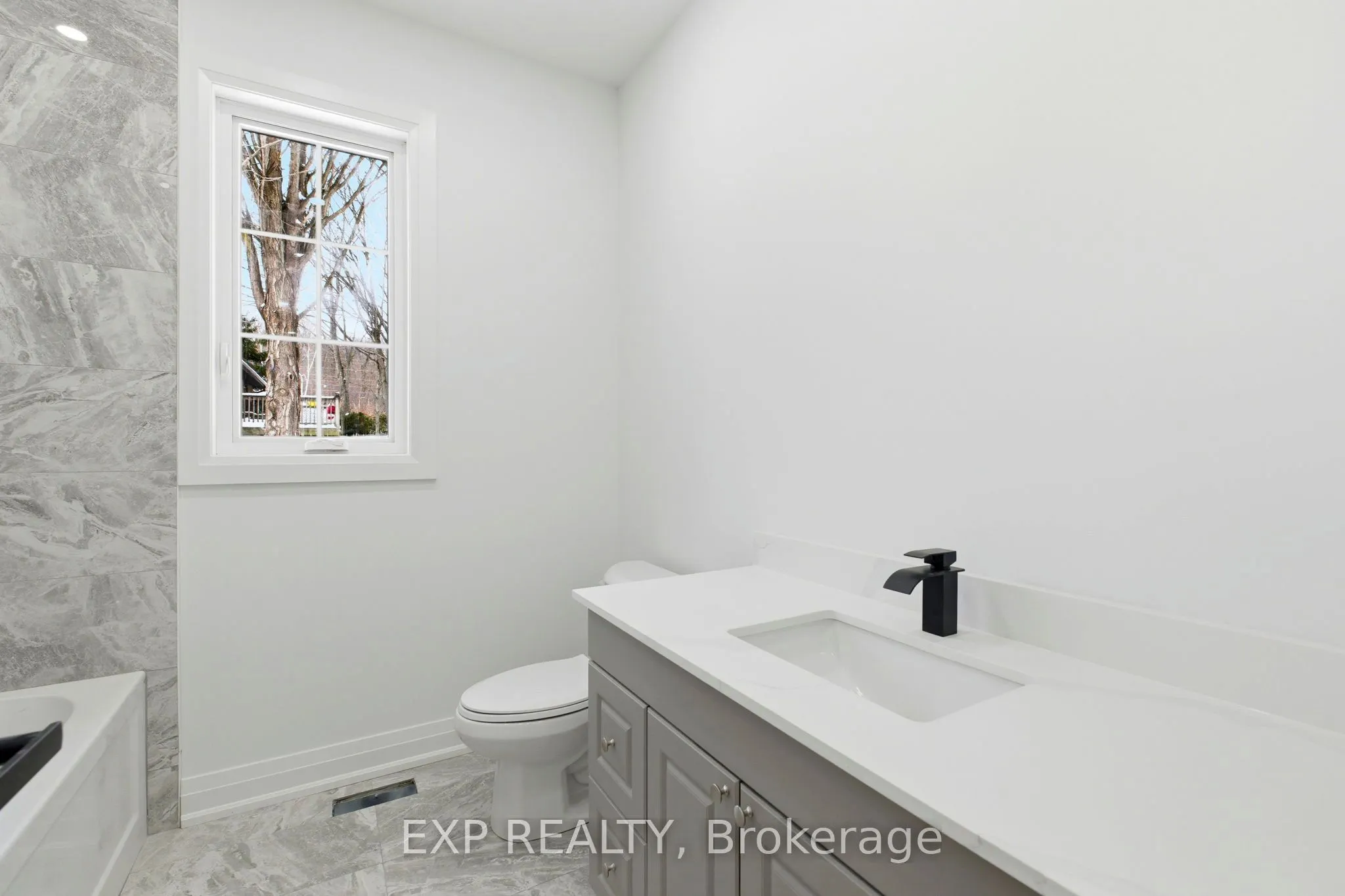 49 Beaufort Crescent
