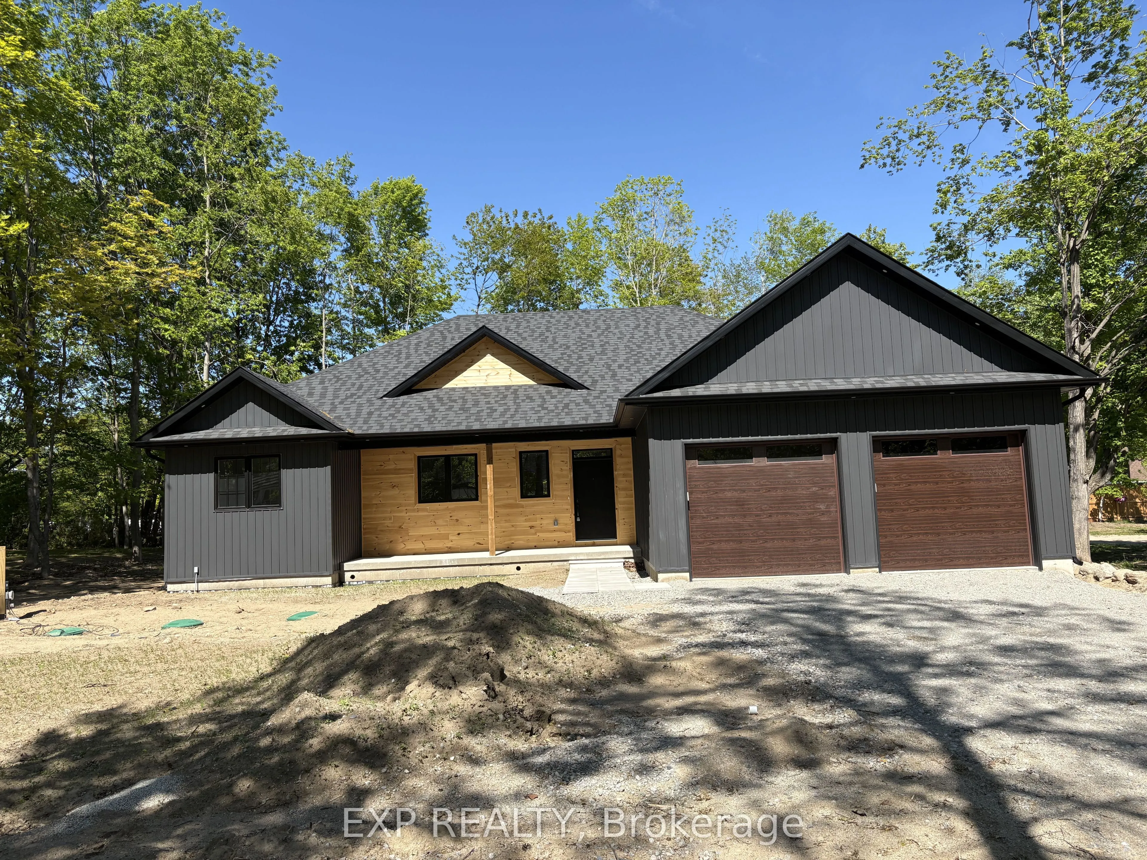 49 Beaufort Crescent