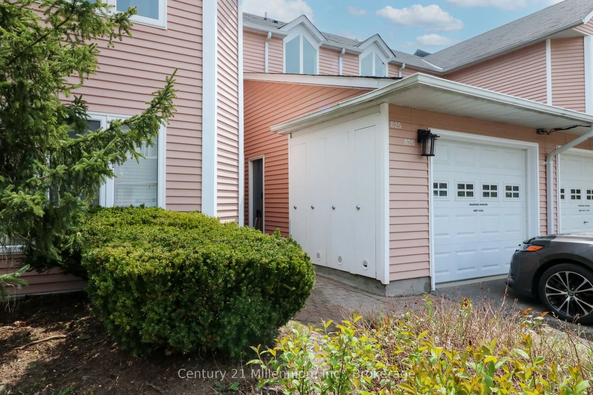 34 Dawson Drive #825