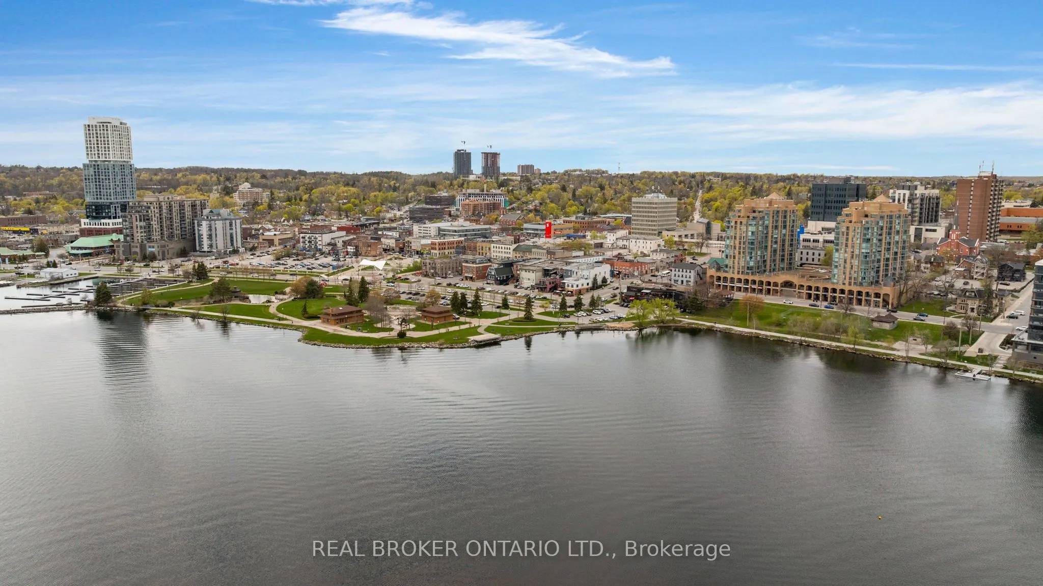 140 DUNLOP Street E #704