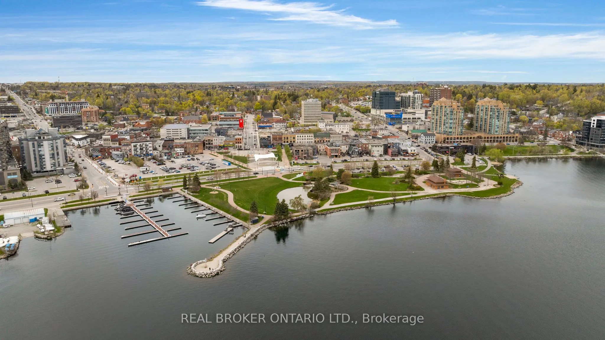 140 DUNLOP Street E #704