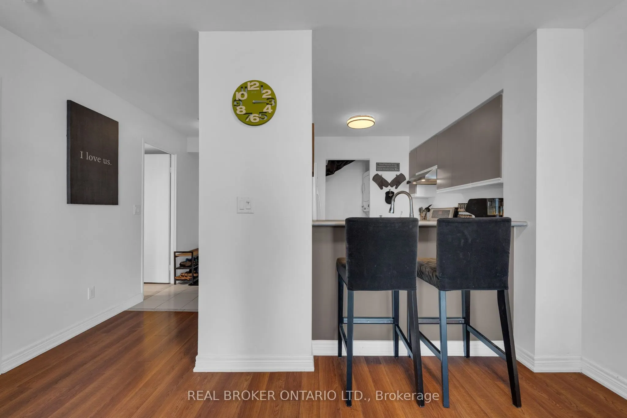 140 DUNLOP Street E #704