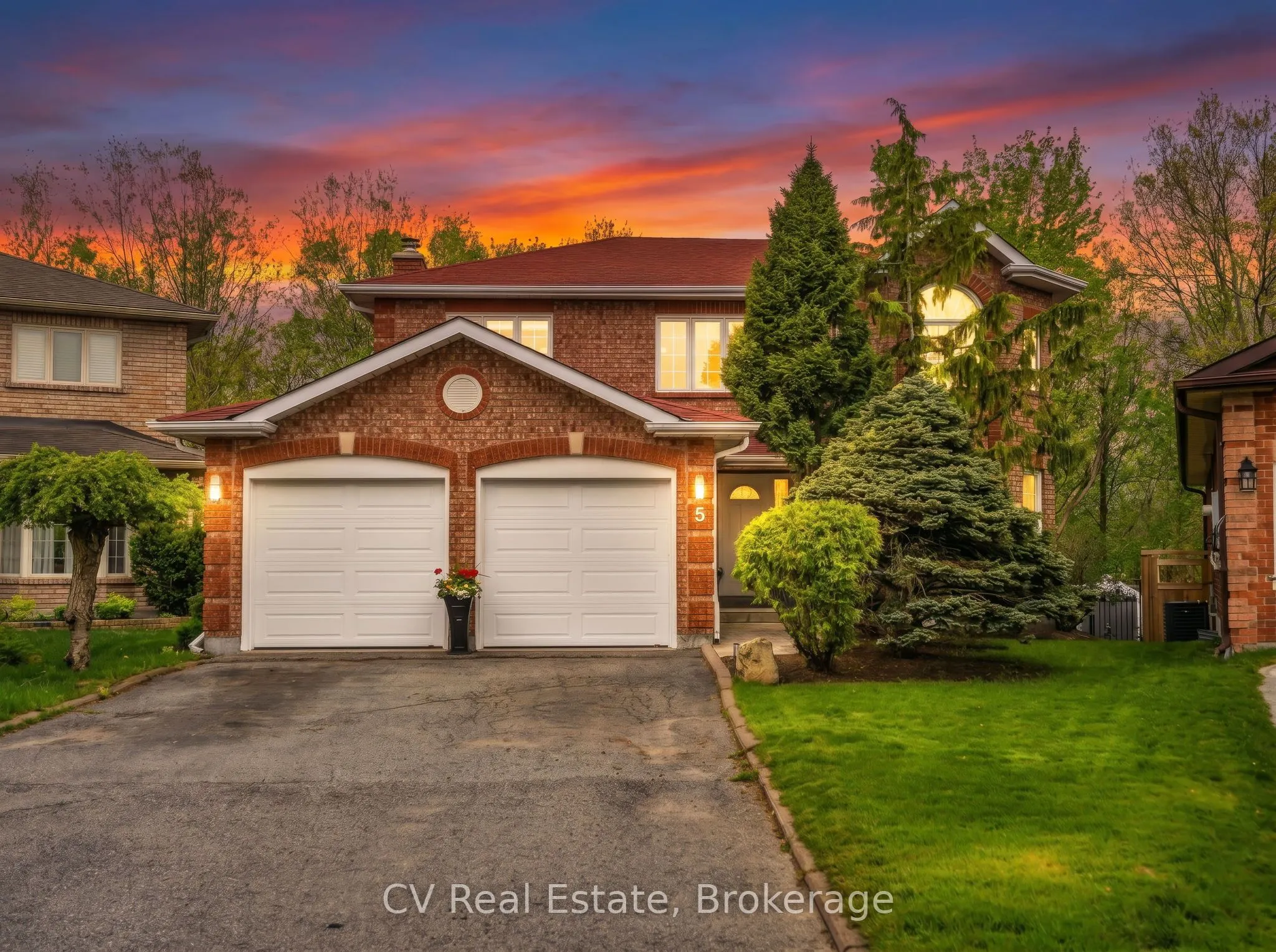 5 McCutcheon Court