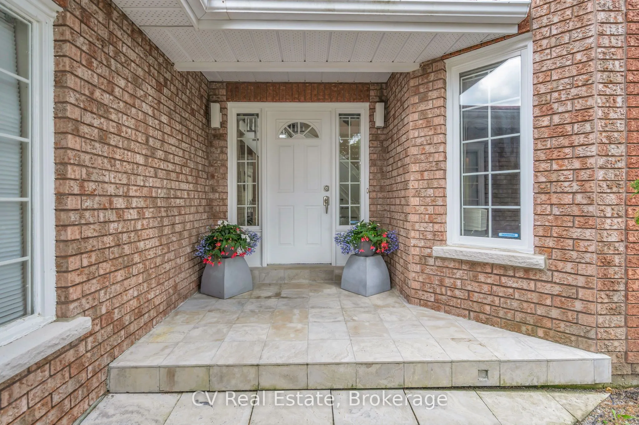 5 McCutcheon Court