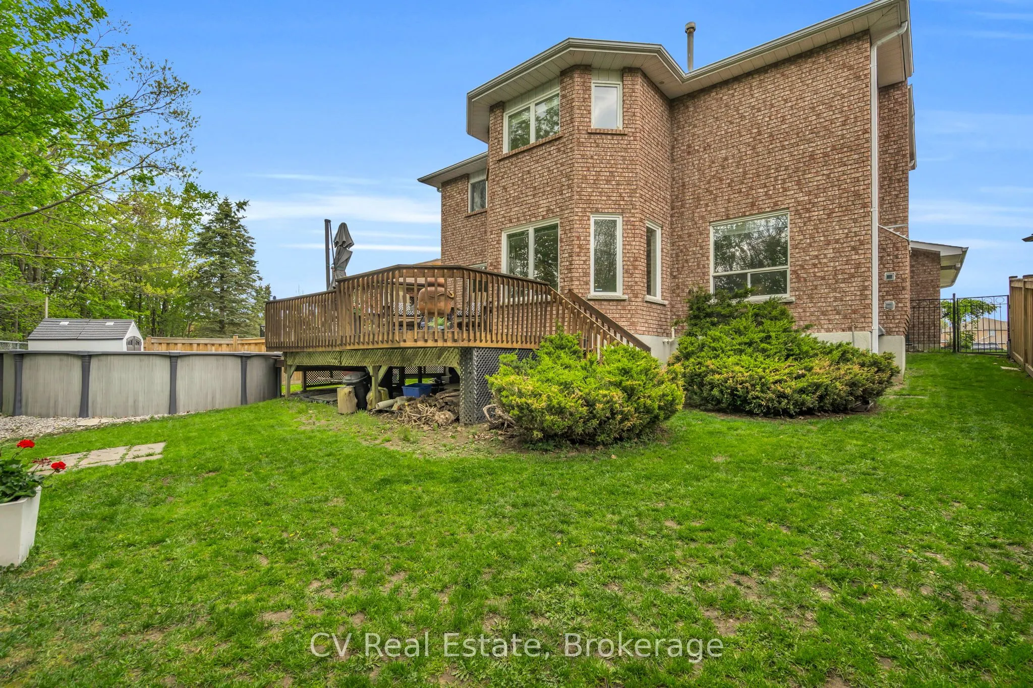 5 McCutcheon Court