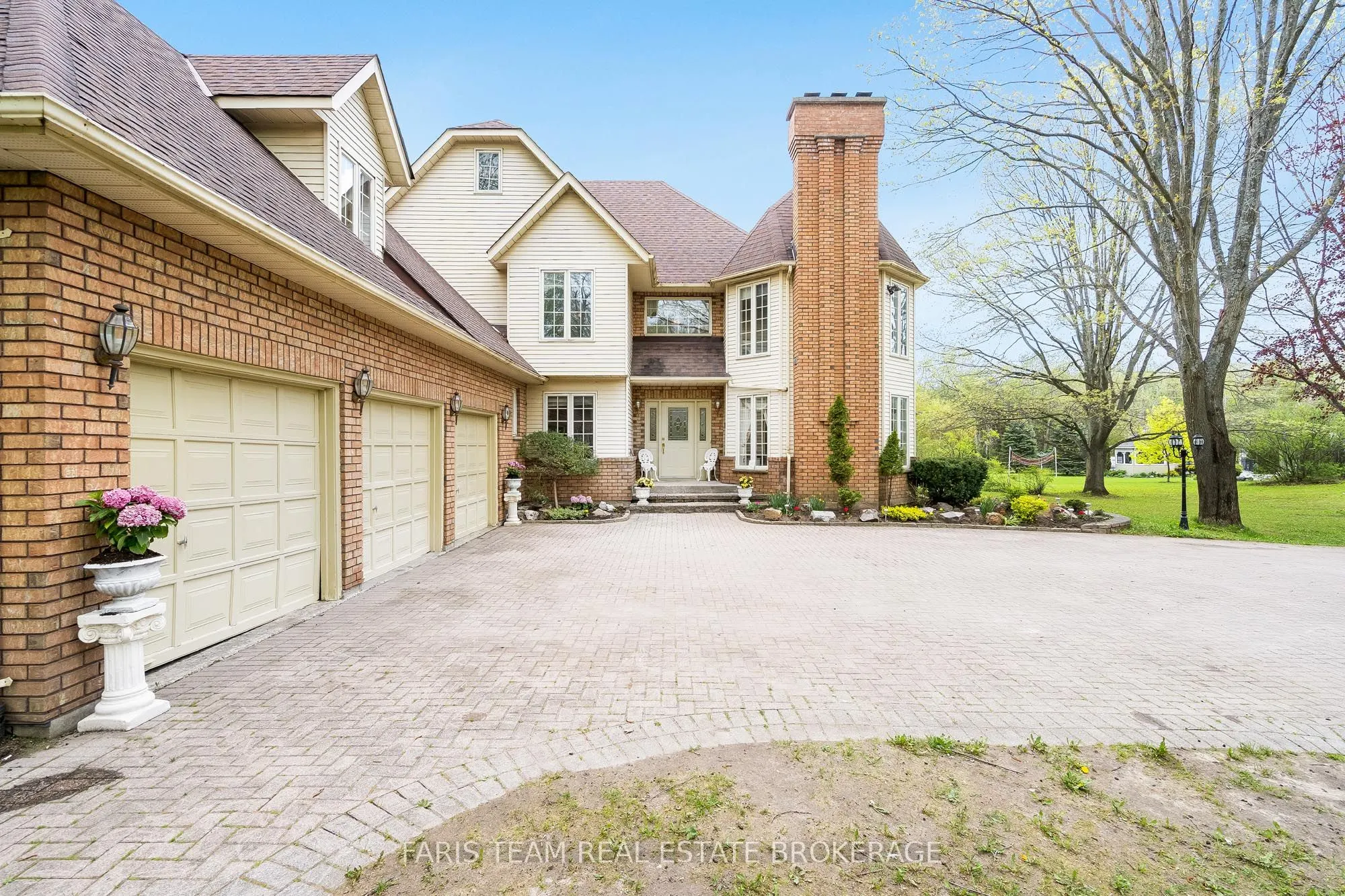 4 Mills Circle